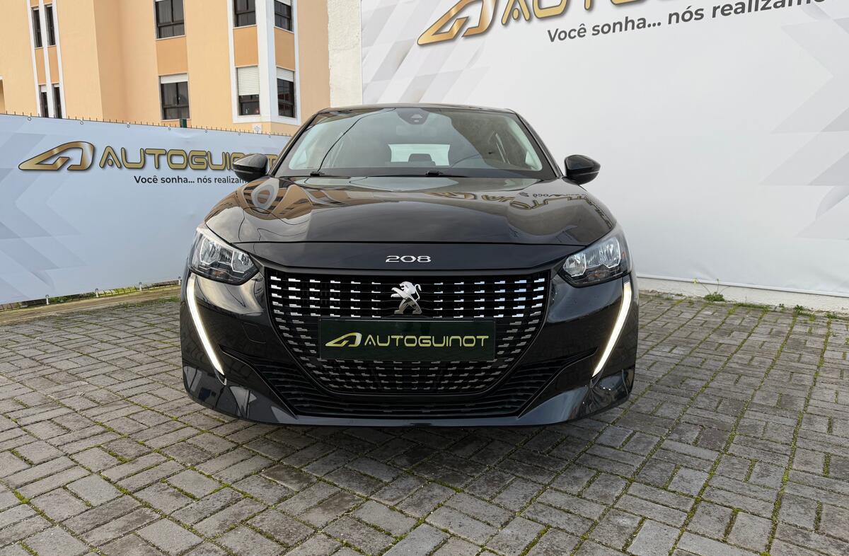 PEUGEOT 208 1.2 PureTech Active Pack