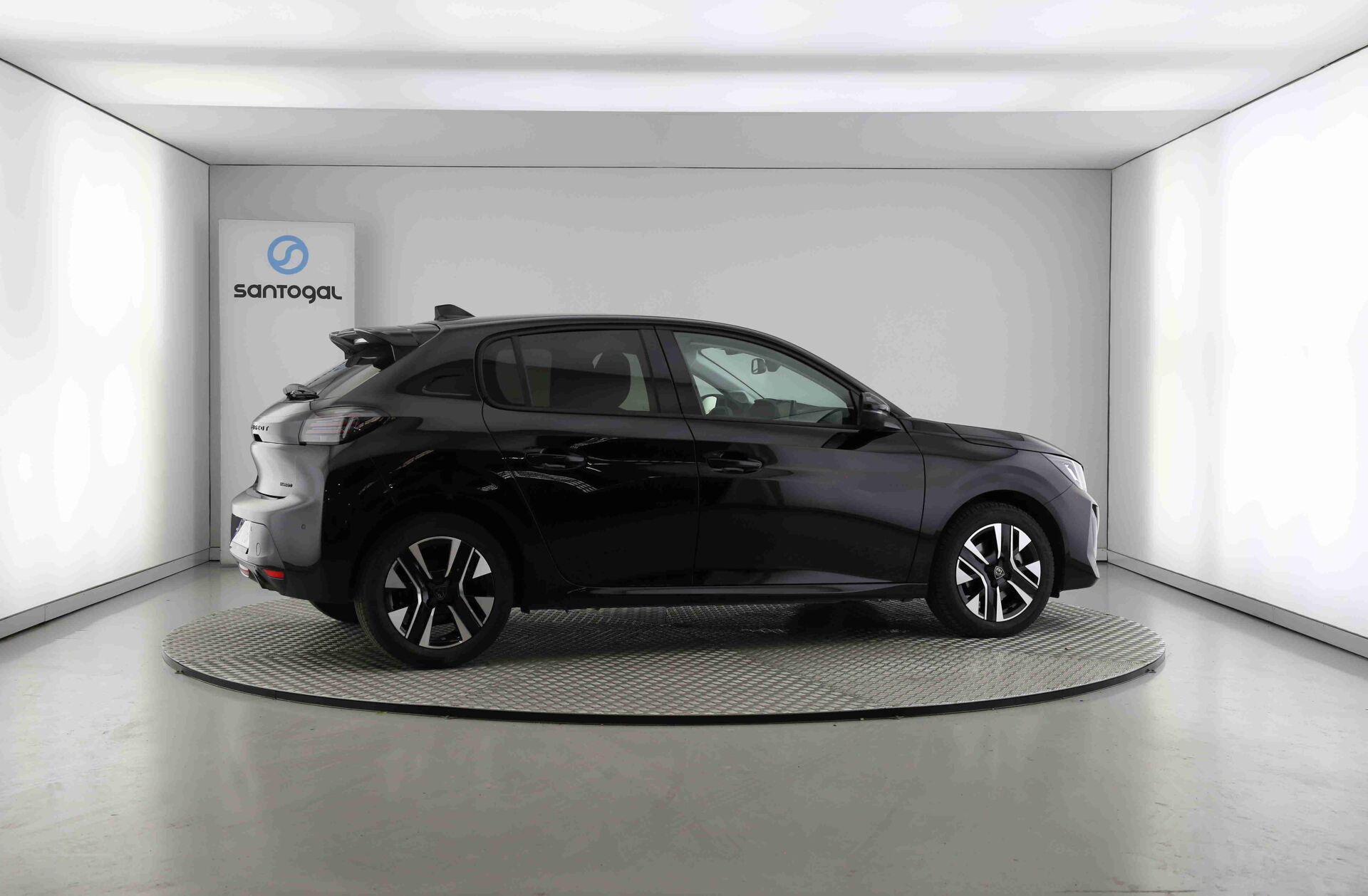 PEUGEOT 208 1.2 Hybrid Allure e-DCS6
