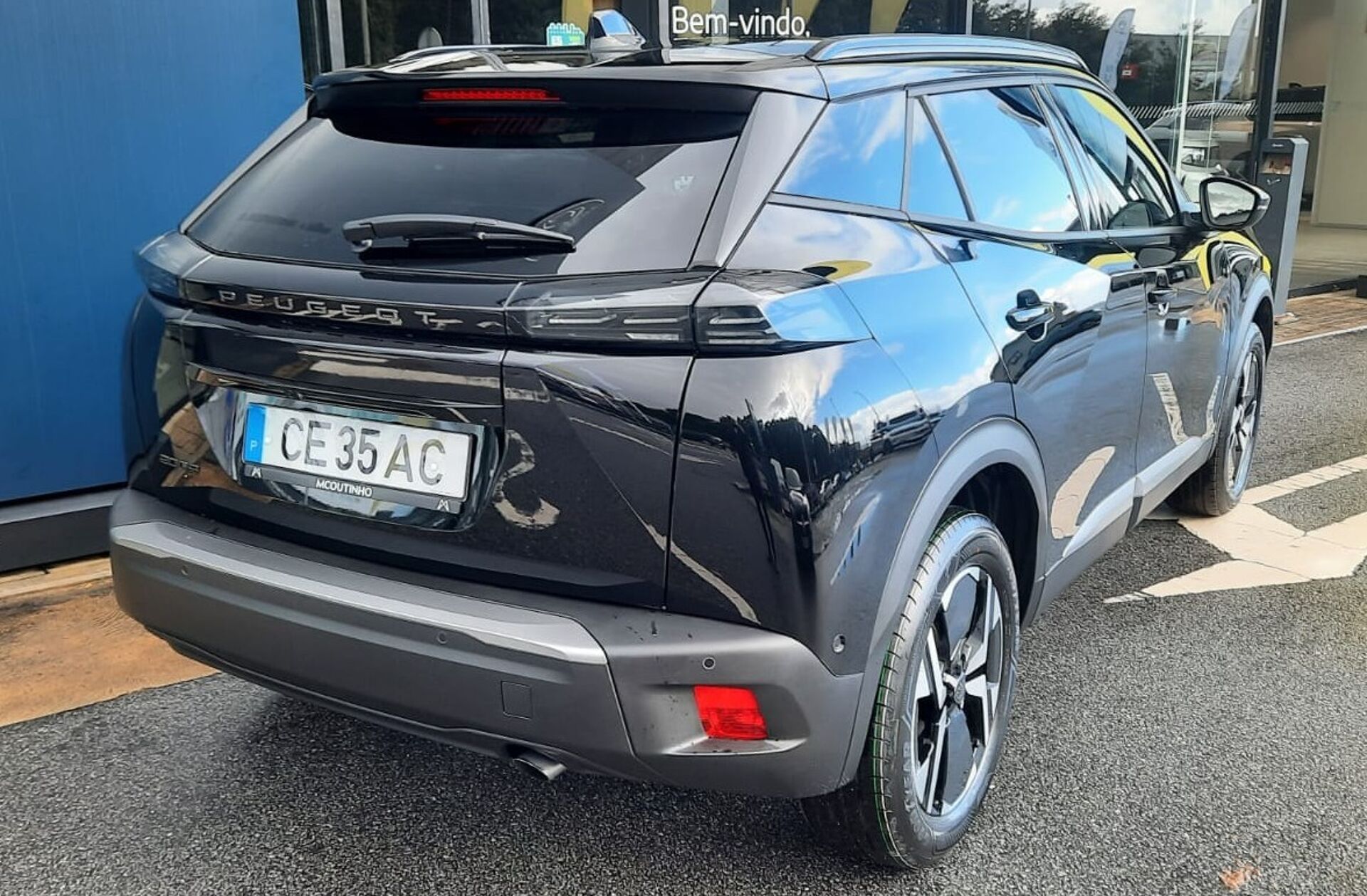 PEUGEOT 2008 1.2 PureTech Allure