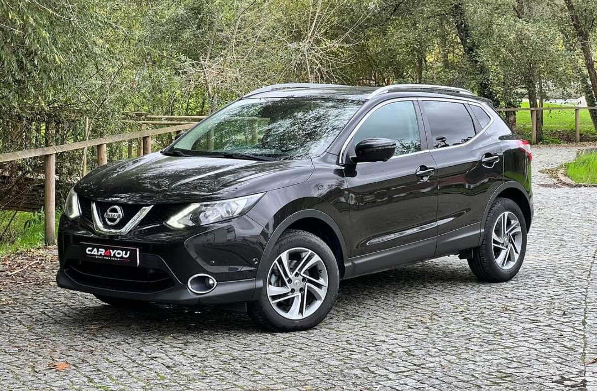 NISSAN Qashqai 1.5 dCi Tekna Premium Pele