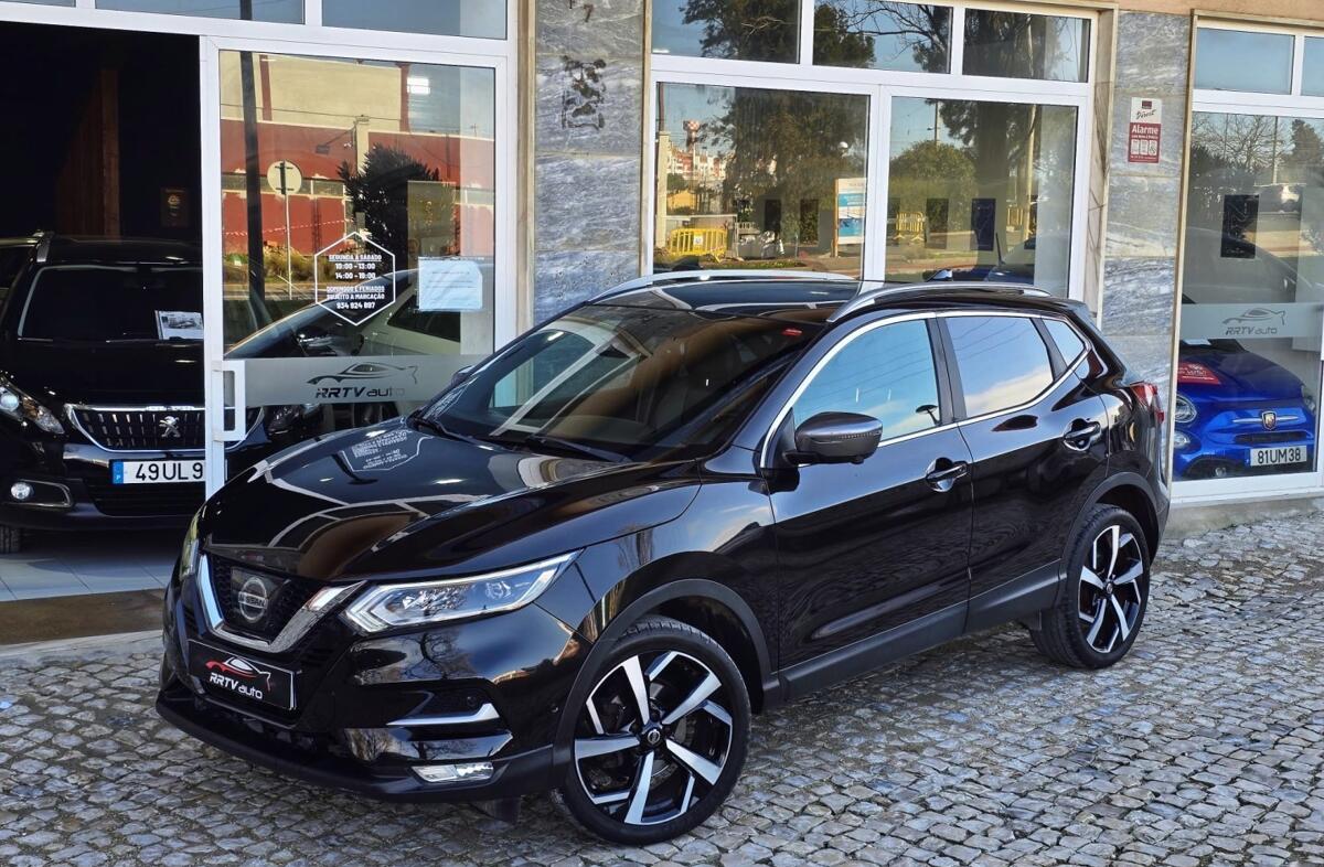 NISSAN Qashqai 1.5 dCi Tekna Premium Bose