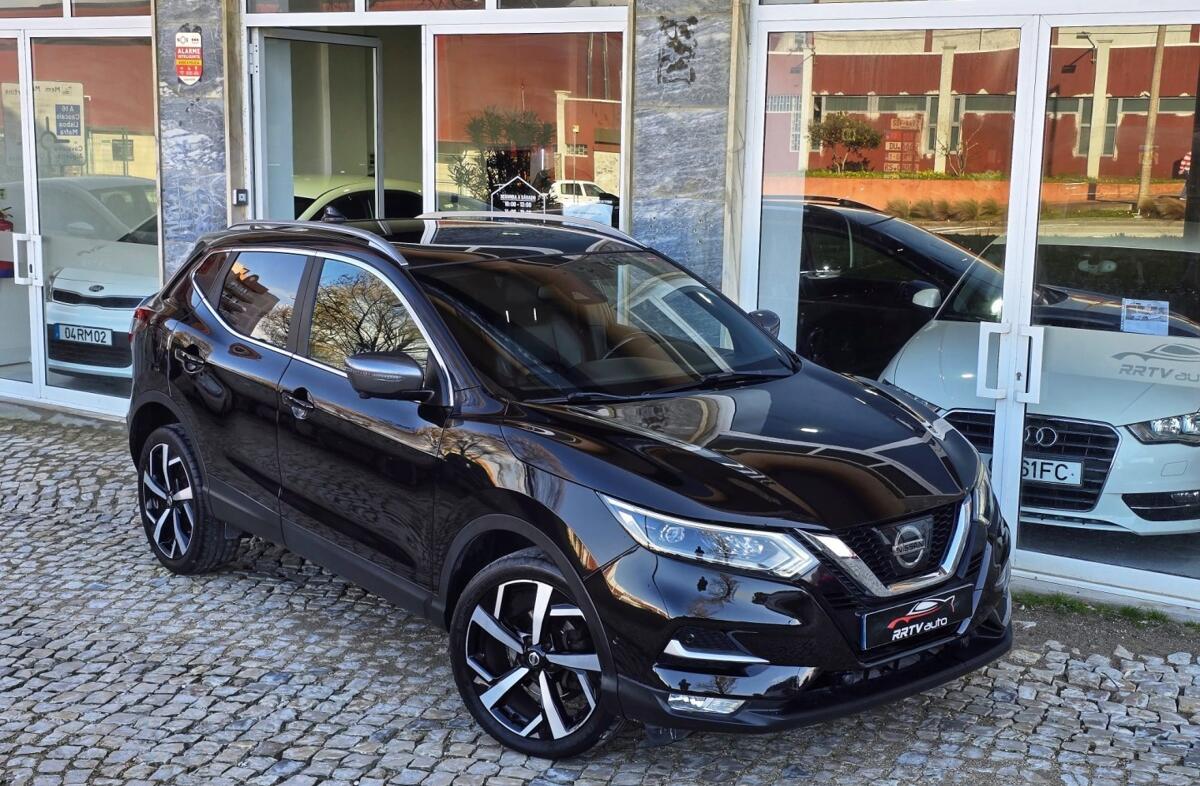 NISSAN Qashqai 1.5 dCi Tekna Premium Bose