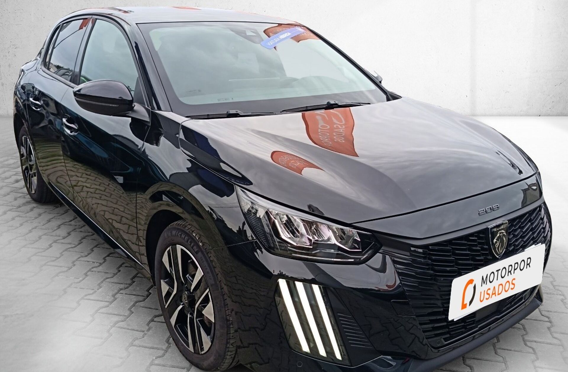 PEUGEOT 208 1.2 Hybrid Allure e-DCS6