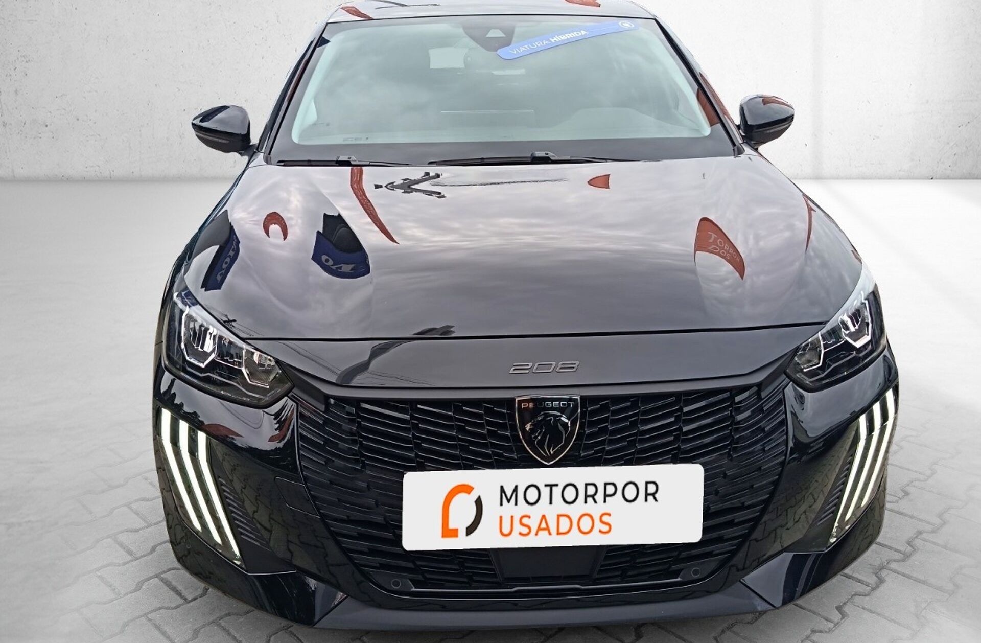 PEUGEOT 208 1.2 Hybrid Allure e-DCS6