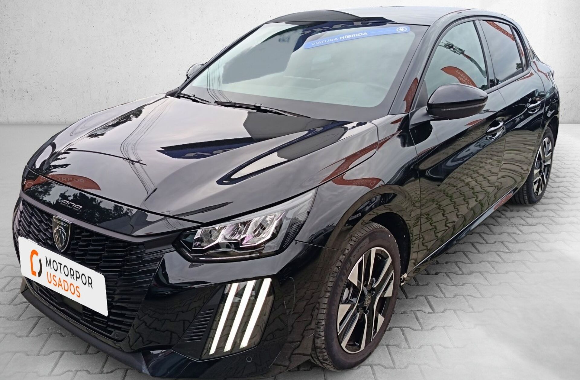 PEUGEOT 208 1.2 Hybrid Allure e-DCS6