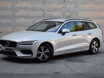 VOLVO V60 2.0 D3 Momentum