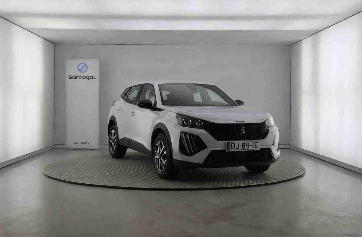 PEUGEOT 2008 1.2 PureTech Active