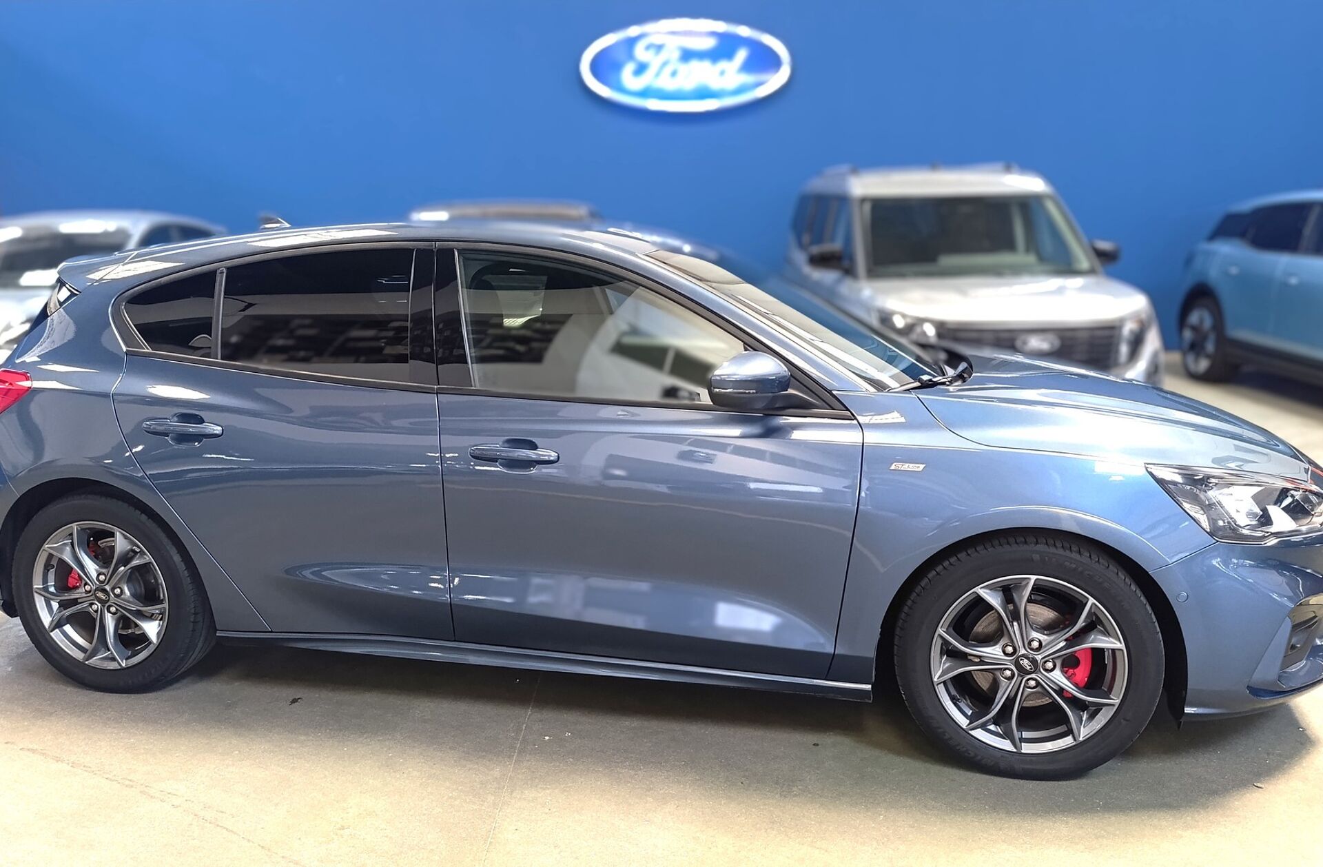FORD Focus 1.0 EcoBoost Hybrid ST-LINE X