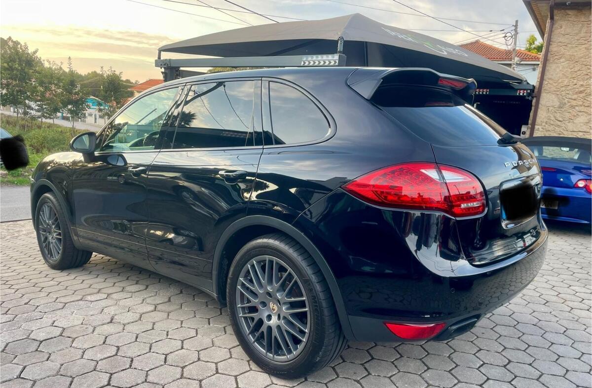 PORSCHE Cayenne Tiptronic