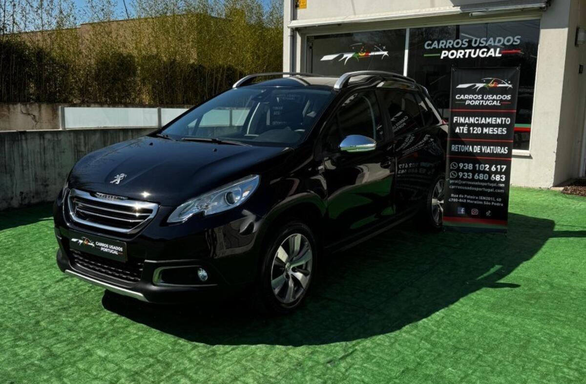 PEUGEOT 2008 1.2 PureTech Style