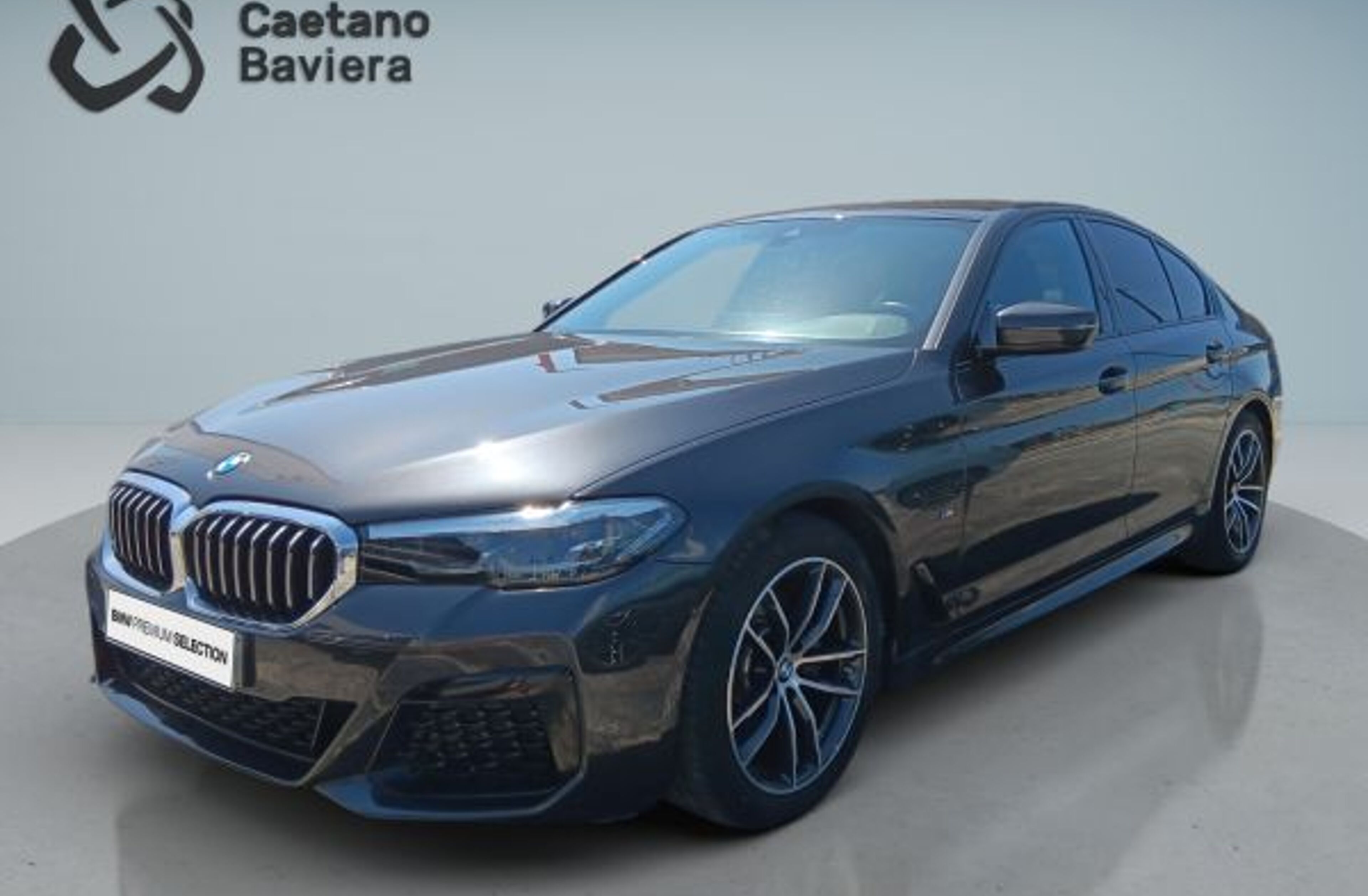 BMW Serie-5 520 520d Auto 48V Pack M