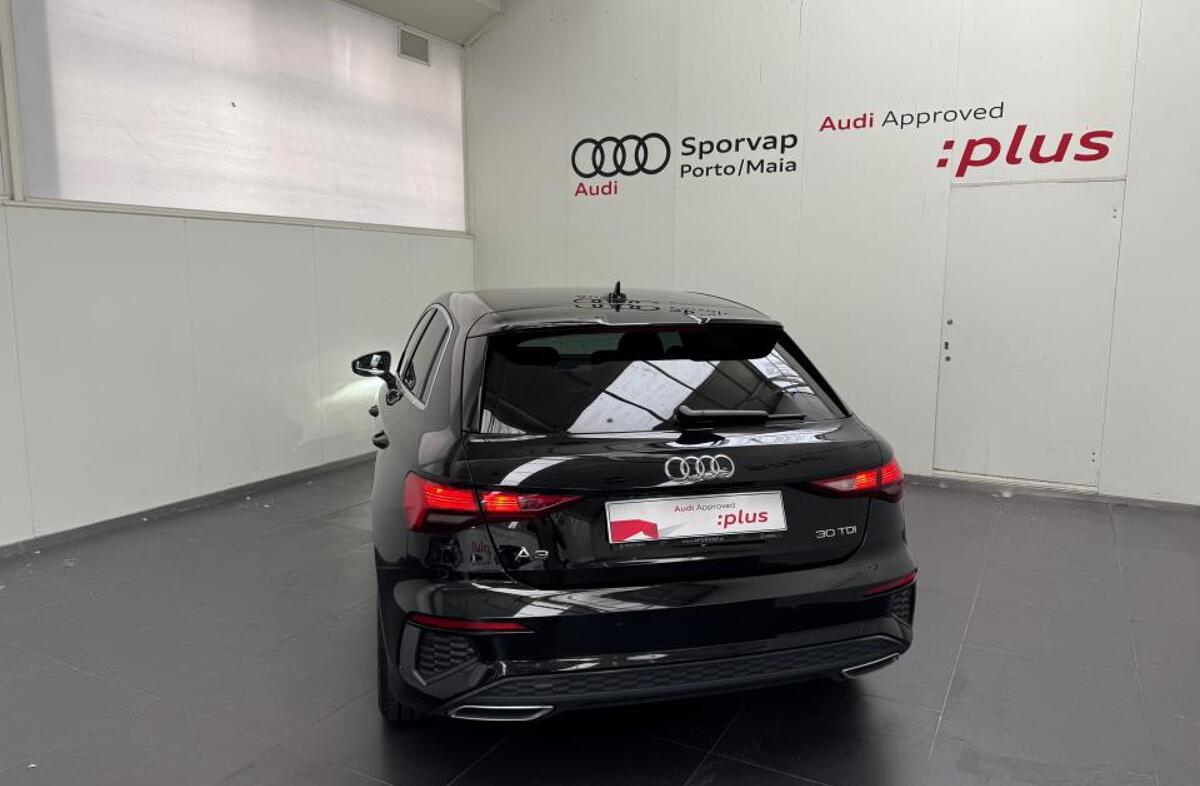 AUDI A3 30 TDI S line S tronic