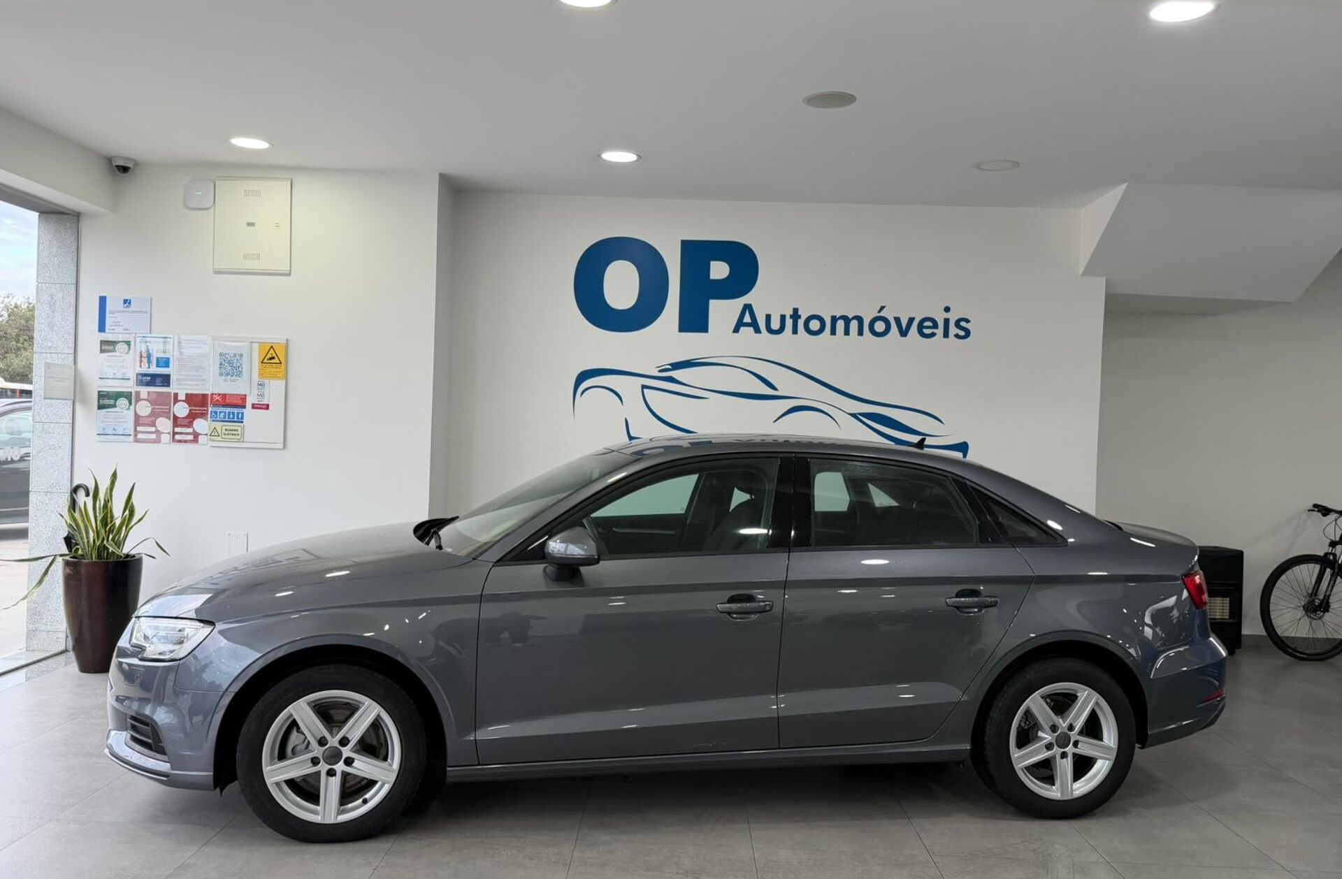 AUDI A3 30 TDI Design