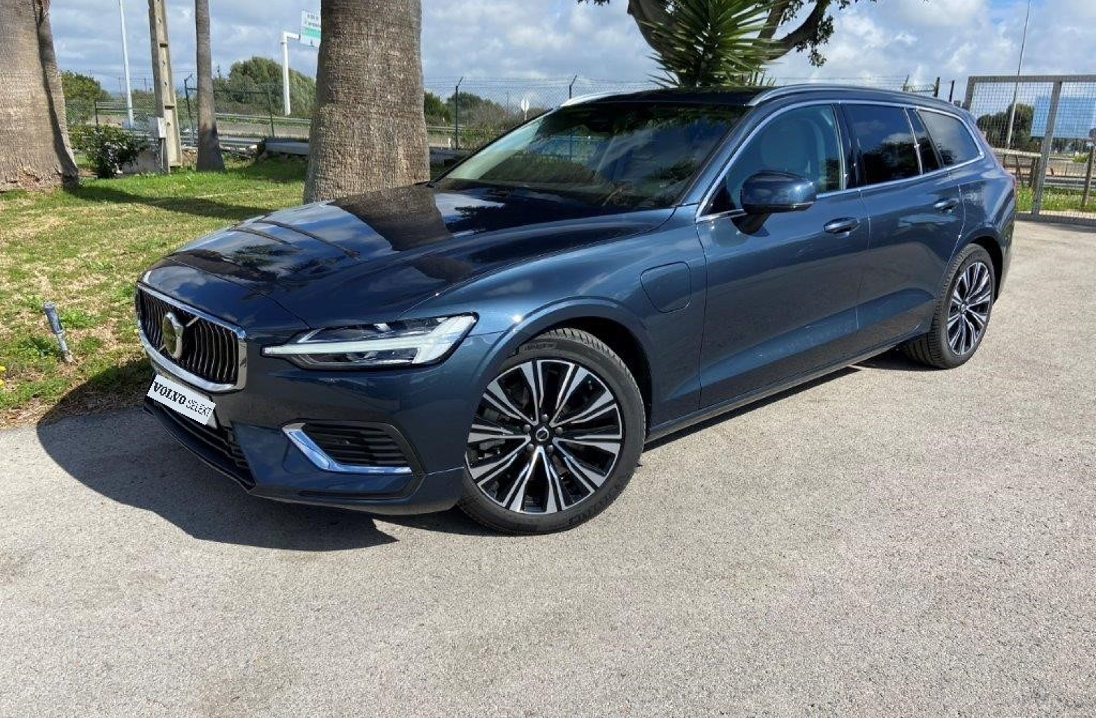 VOLVO V60 2.0 T6 AWD TE Plus Bright