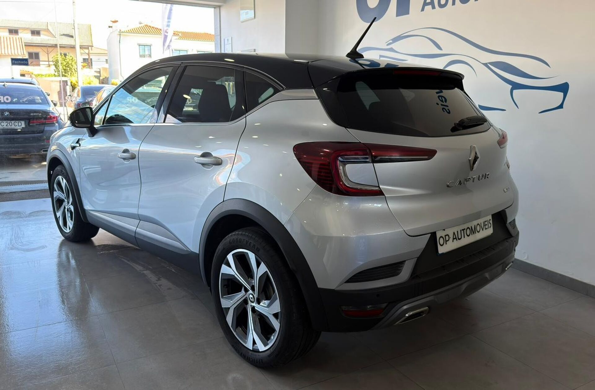 RENAULT Captur 1.0 TCe RS Line