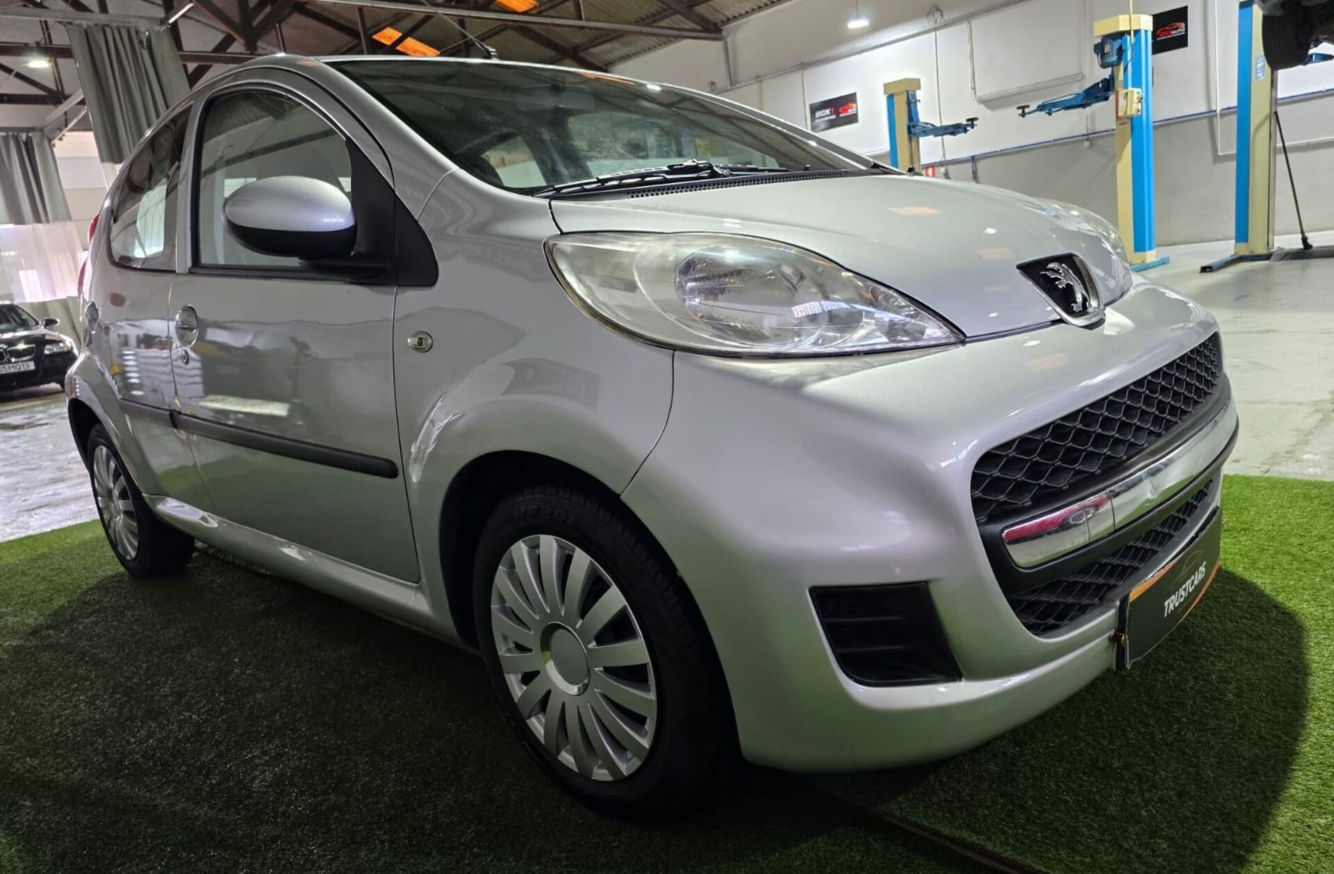 PEUGEOT 107 1.0 Trendy 2 Tronic