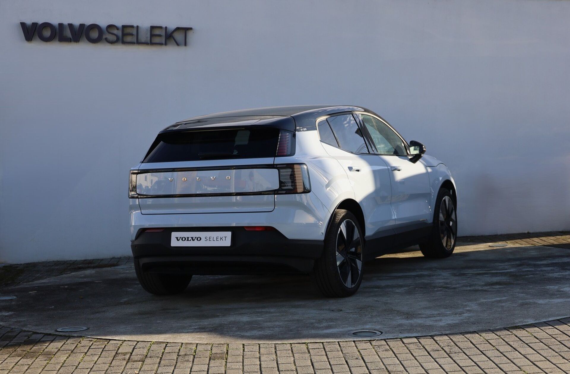 VOLVO EX30 69 kWh Twin Motor Ultra