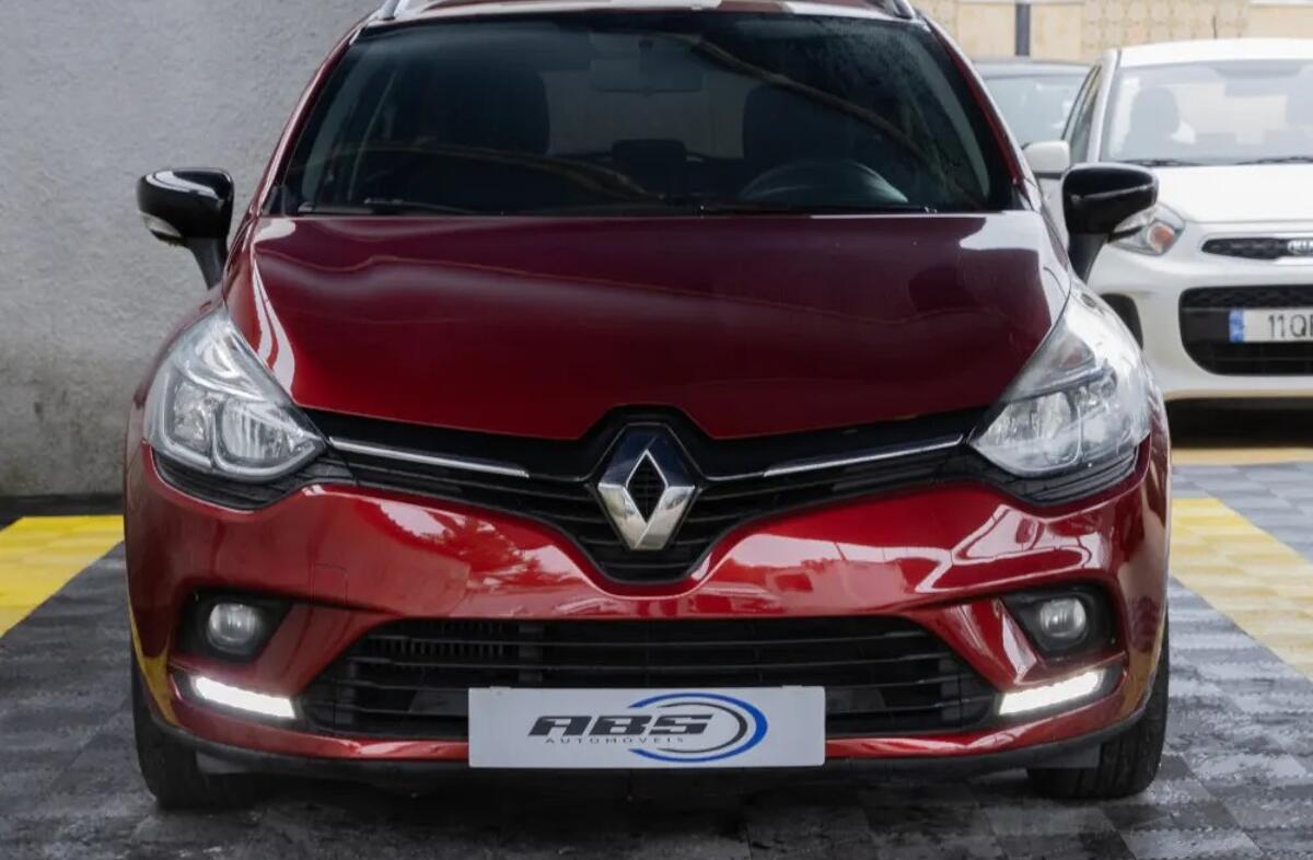 RENAULT Clio 1.5 dCi Limited