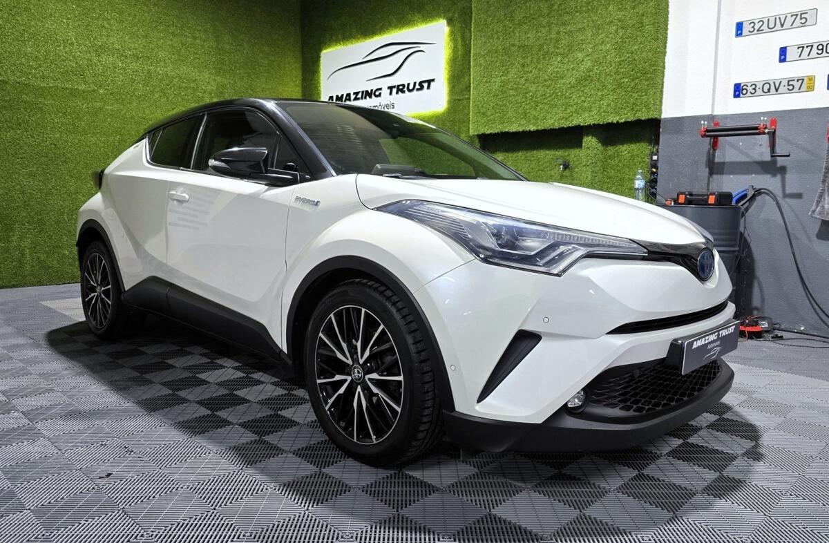 TOYOTA C-HR 1.8 HSD Lounge