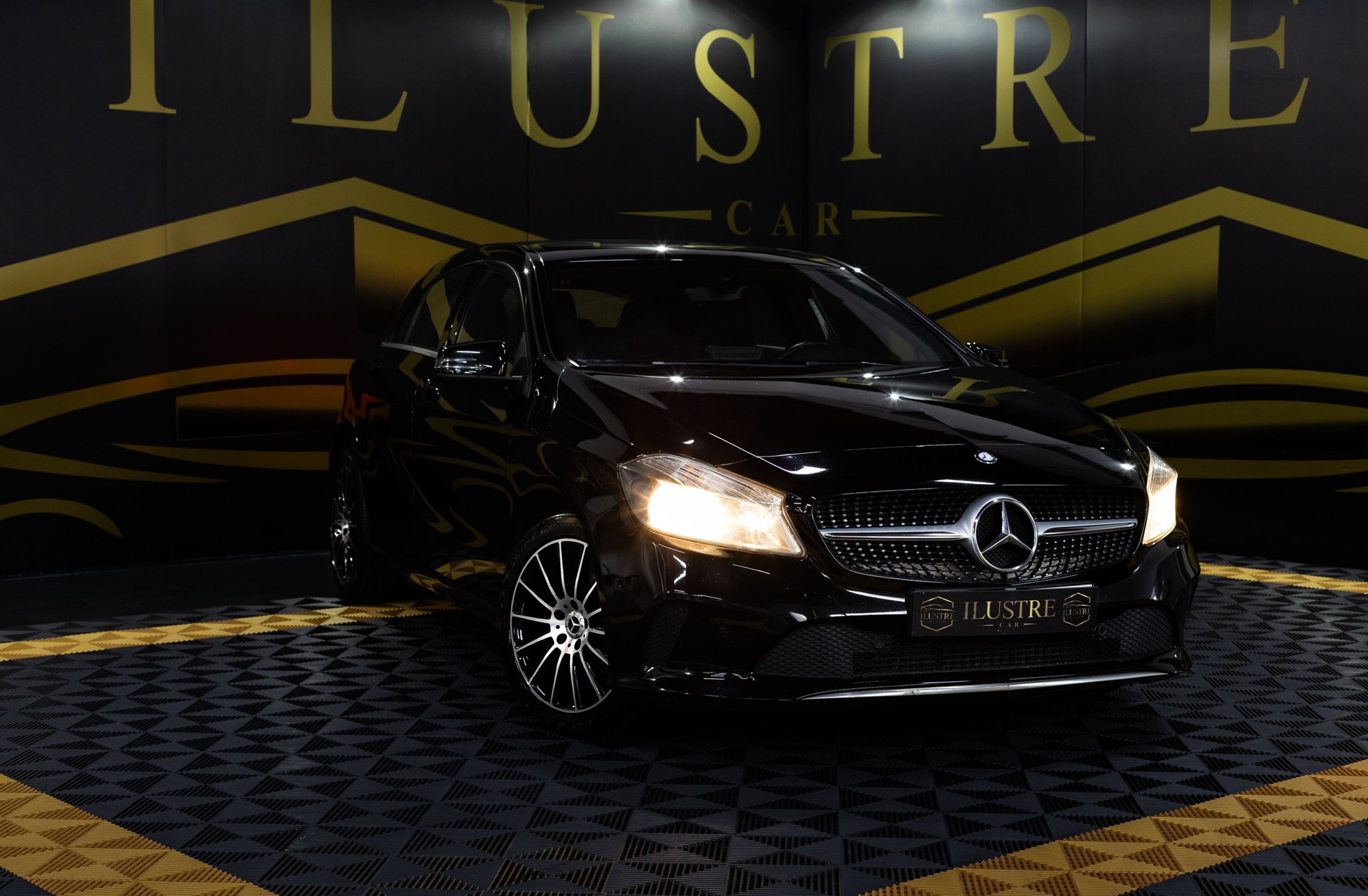 MERCEDES Classe A A 180 d Urban Aut.