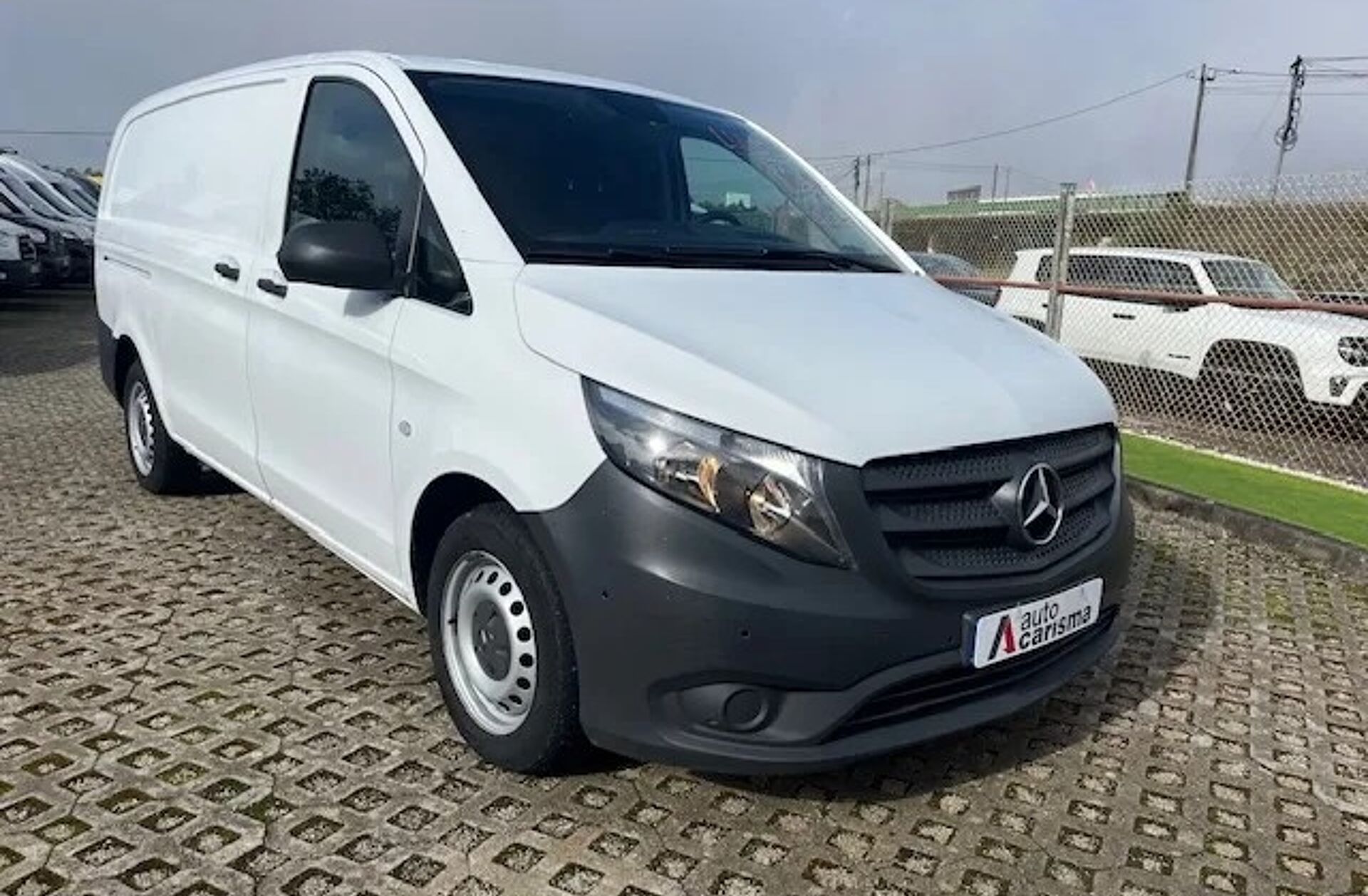 MERCEDES Vito e 111/32