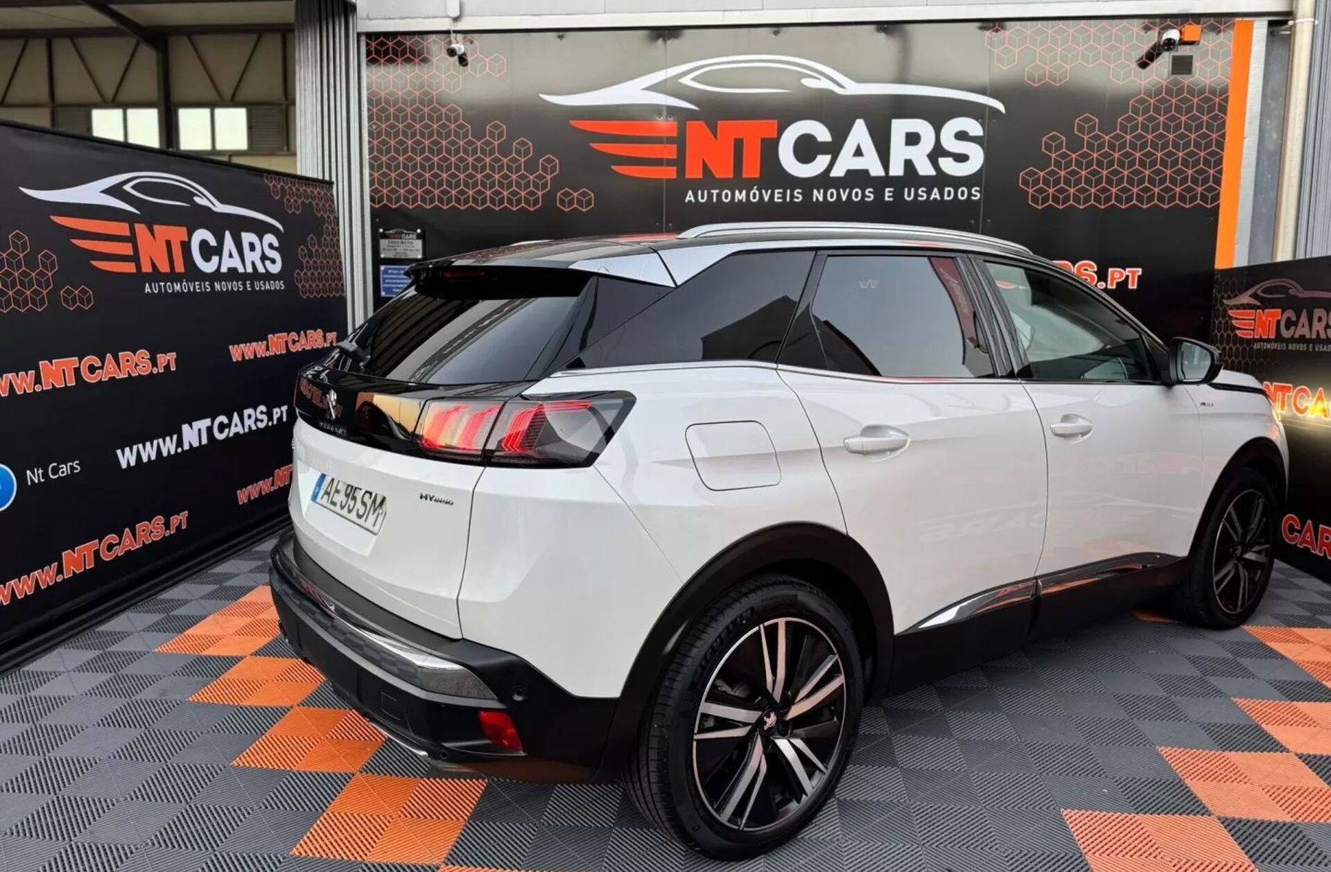 PEUGEOT 3008 1.6 Hybrid GT e-EAT8