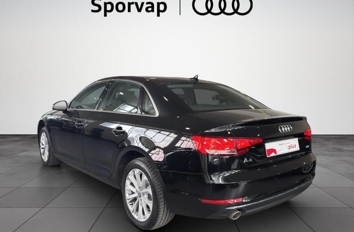 AUDI A4 2.0 TDI Sport S tronic
