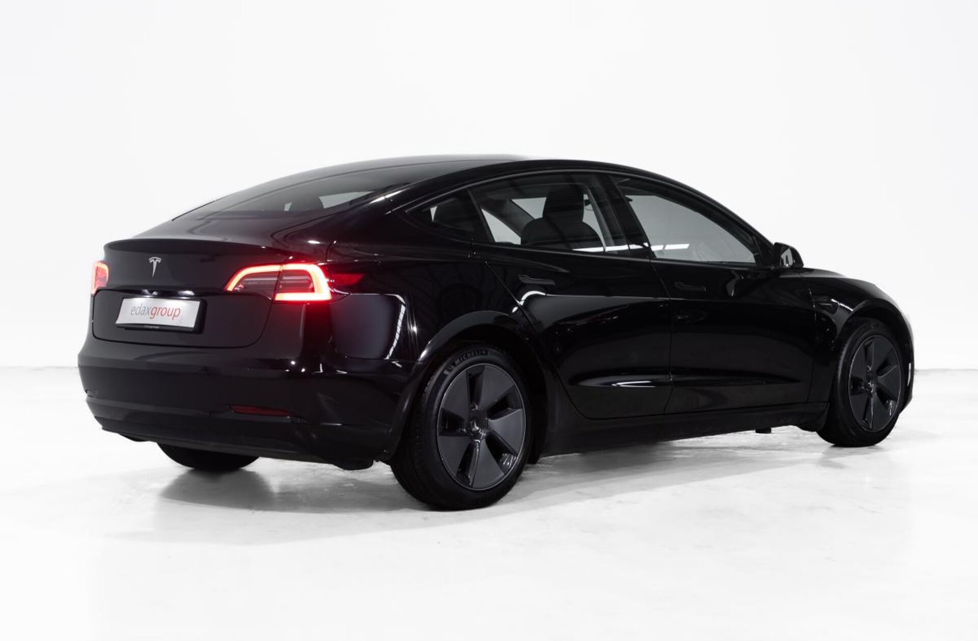 TESLA Model 3 Tração Traseira