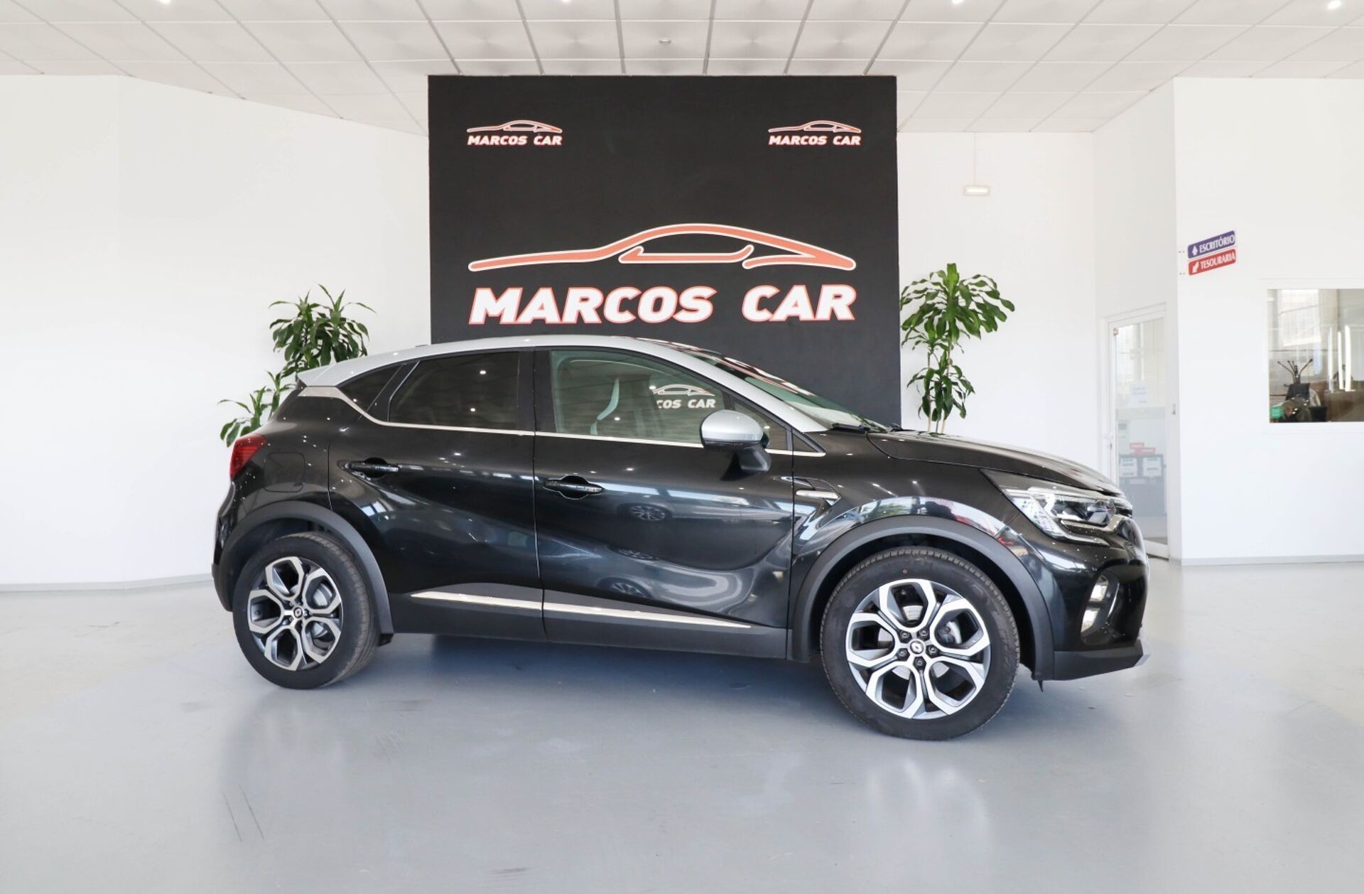 RENAULT Captur 1.0 TCe Intens
