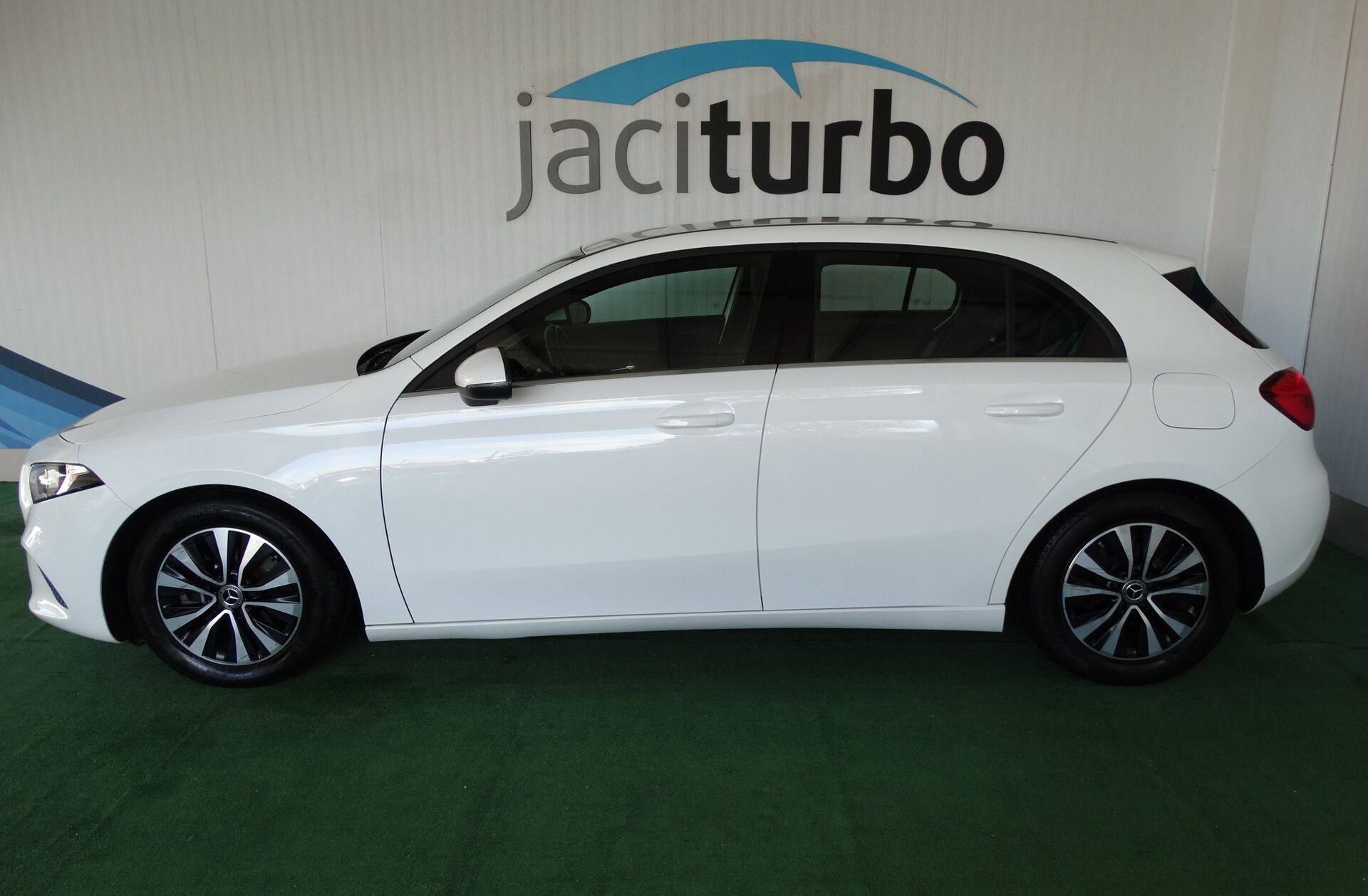 MERCEDES Classe A A 180 d Style