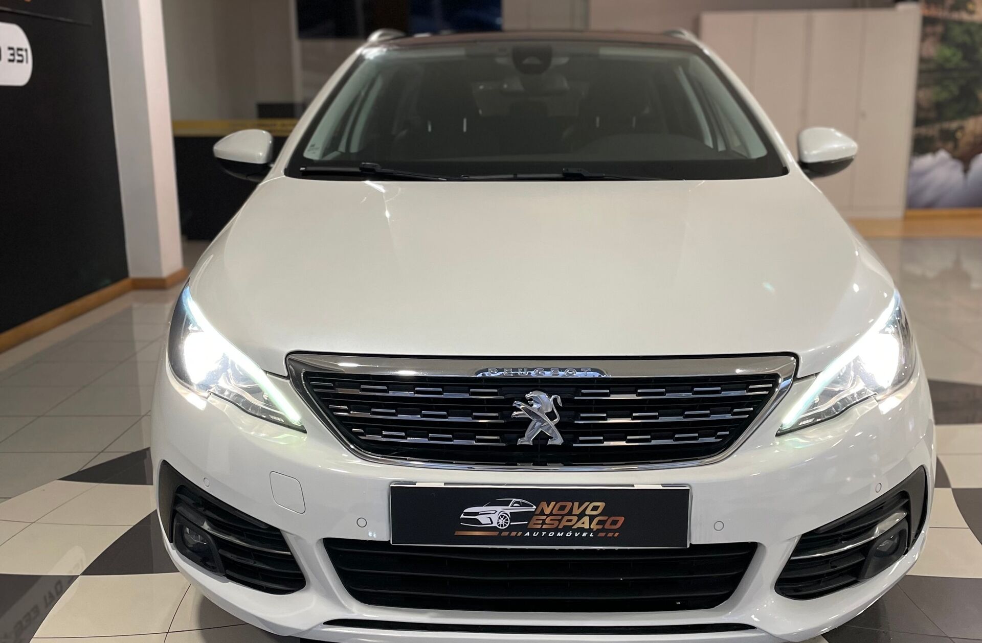 PEUGEOT 308 1.5 BlueHDi Allure EAT8