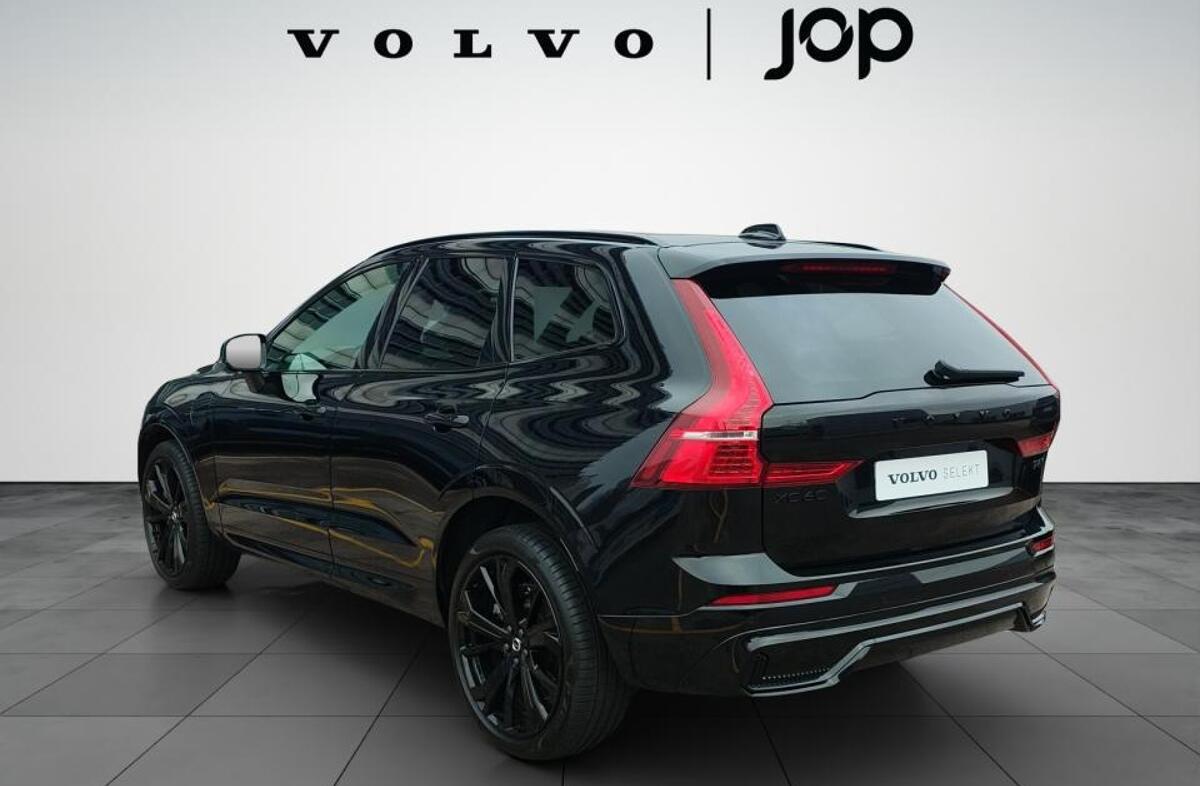 VOLVO XC60 2.0 T6 PHEV Black Edition AWD