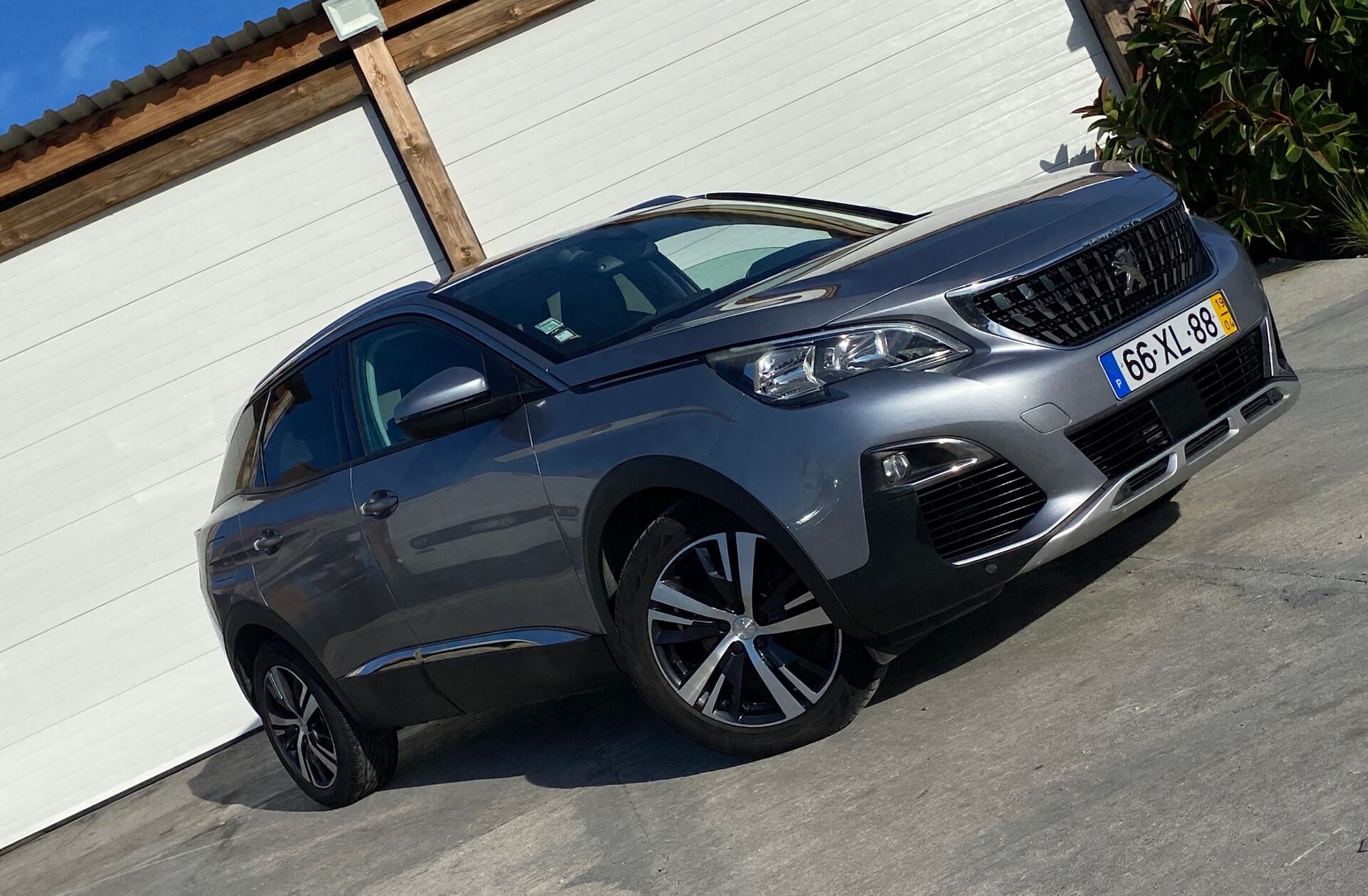 PEUGEOT 3008 1.5 BlueHDi Allure