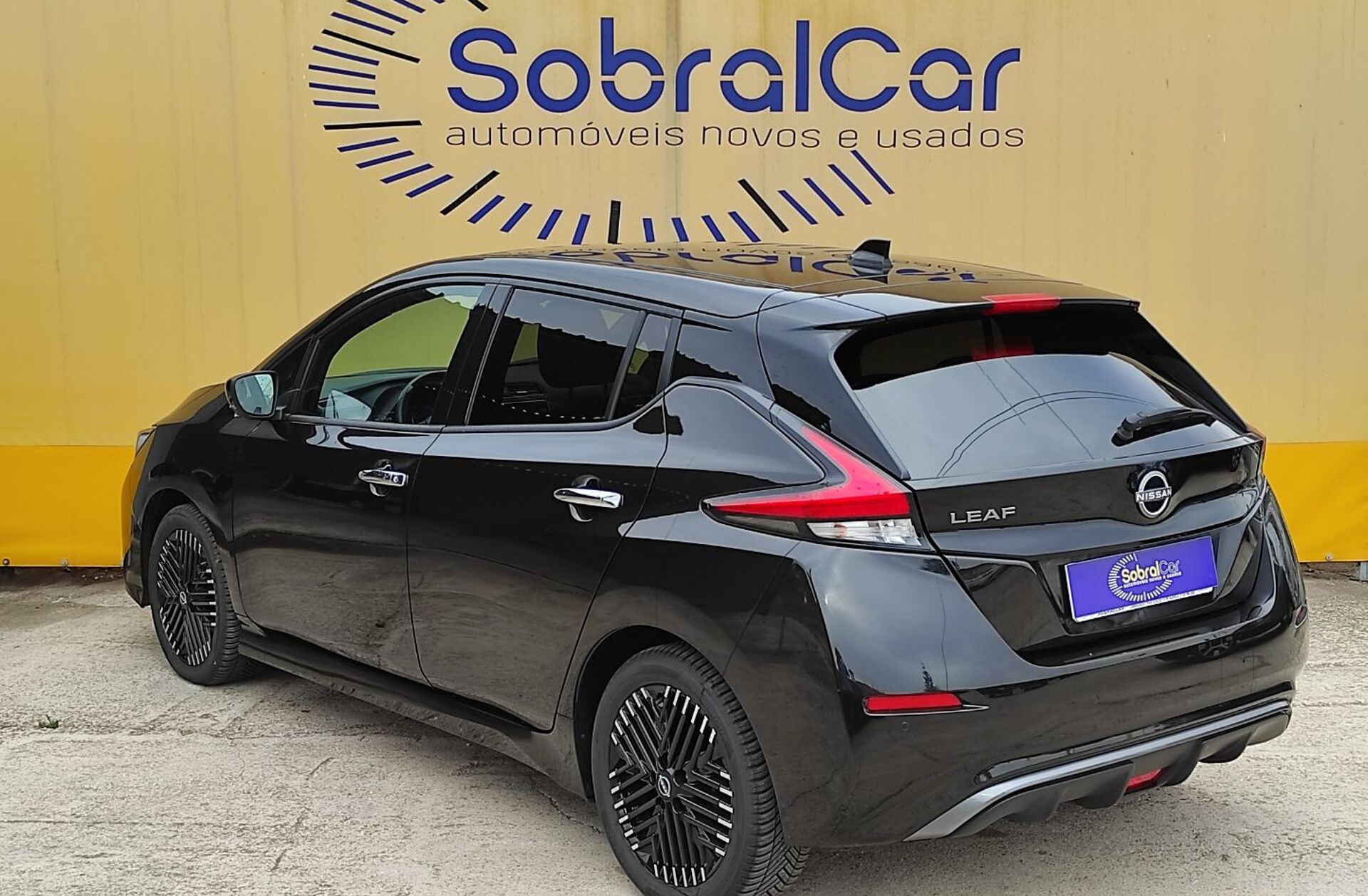 NISSAN Leaf N-Connecta Full Led