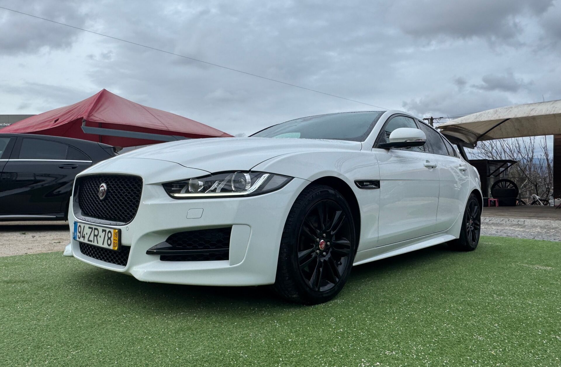 JAGUAR XE 2.0 D R-Sport Aut.