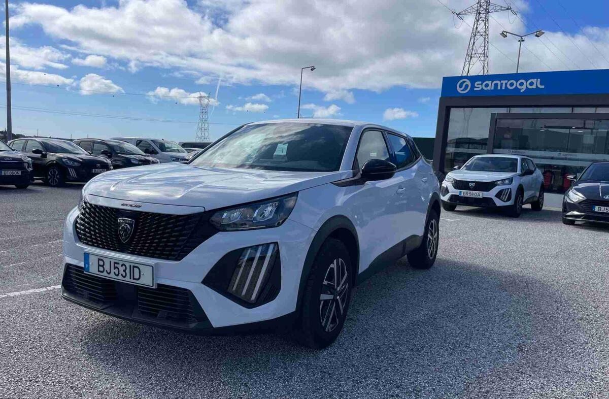 PEUGEOT 2008 1.2 PureTech Active