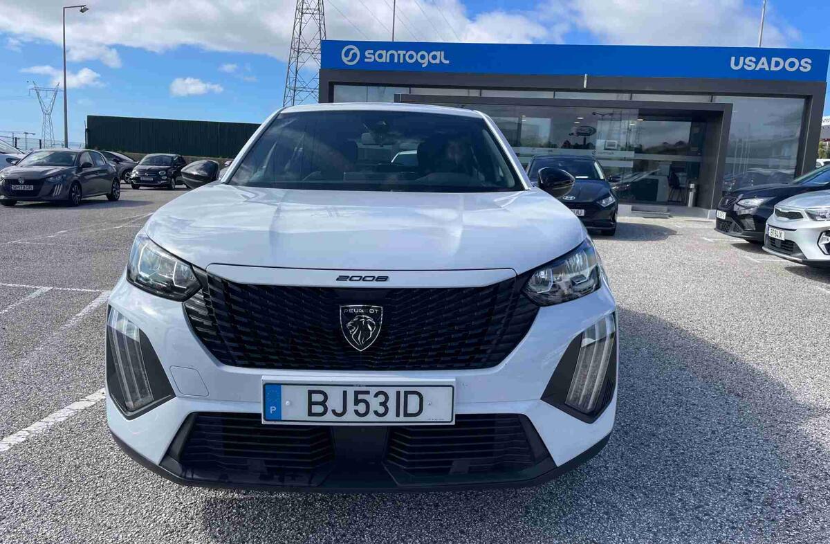 PEUGEOT 2008 1.2 PureTech Active