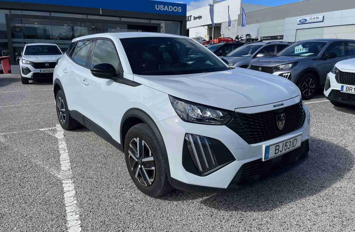 PEUGEOT 2008 1.2 PureTech Active