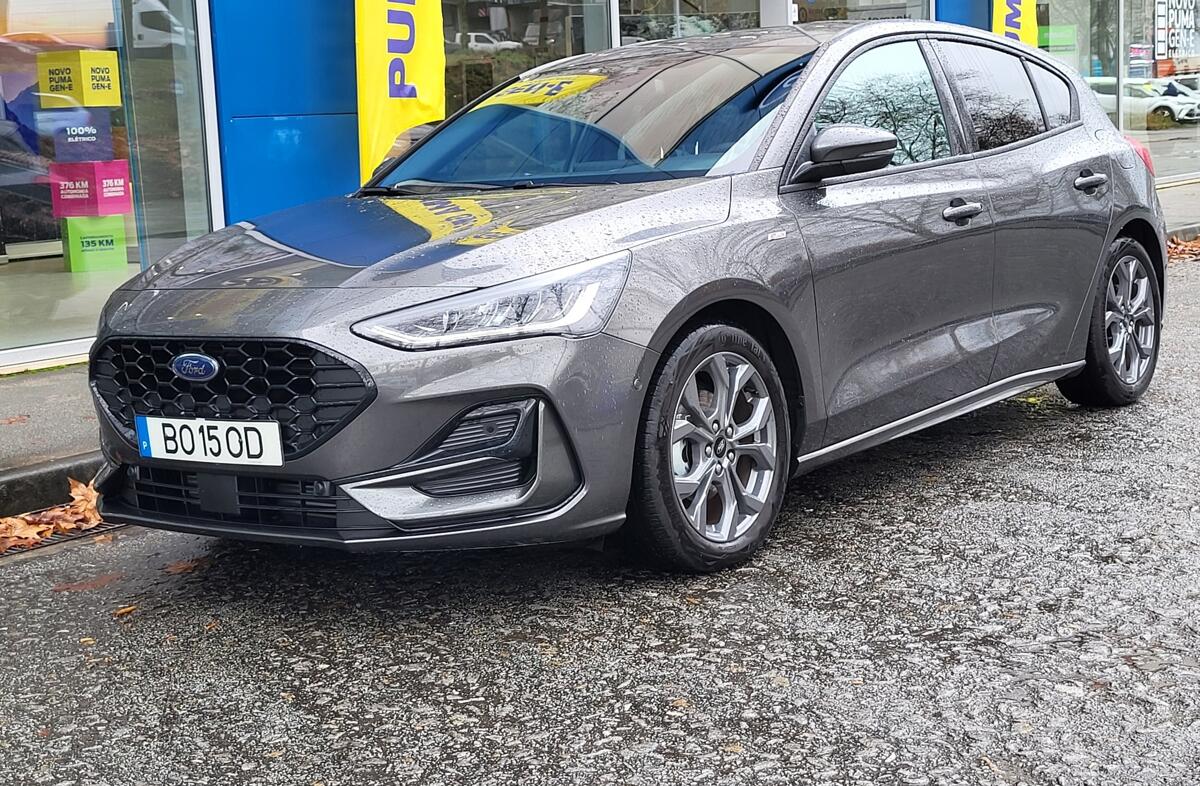 FORD Focus 1.0 EcoBoost MHEV ST-Line X