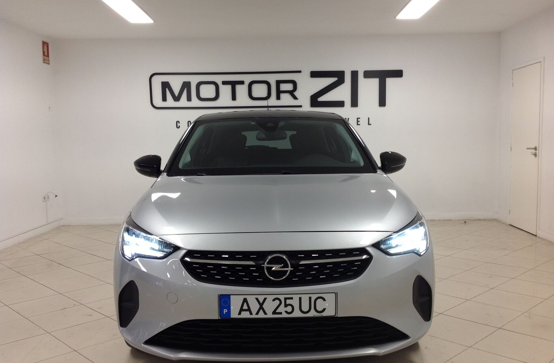 OPEL Corsa 1.2 Business