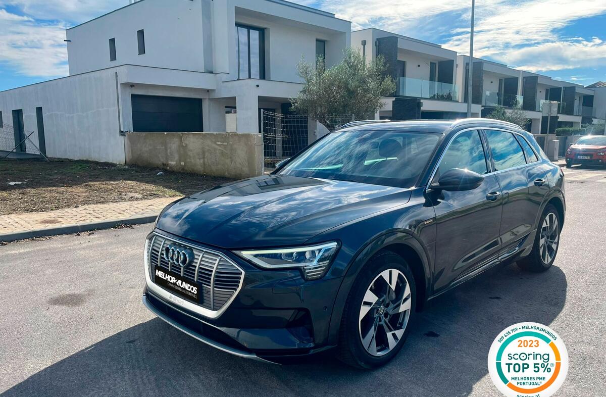 AUDI e-tron 55 quattro Advanced