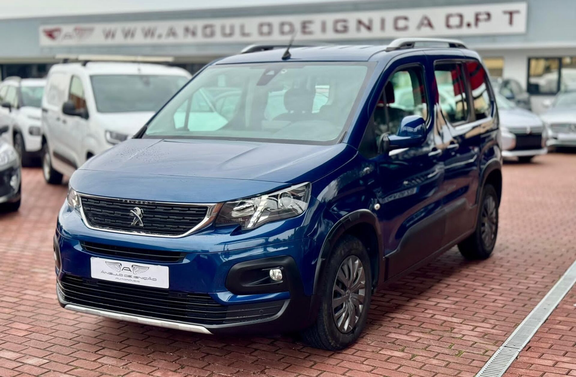 PEUGEOT Rifter 1.5 BlueHDi Allure EAT8