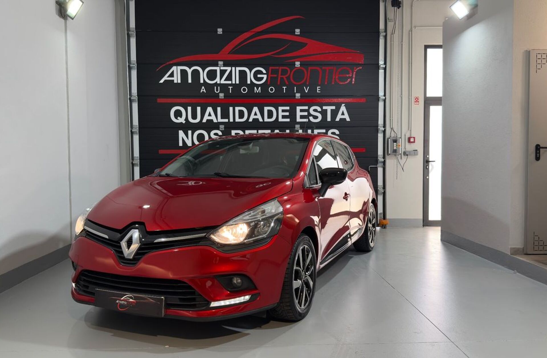 RENAULT Clio 0.9 TCe Limited Edition