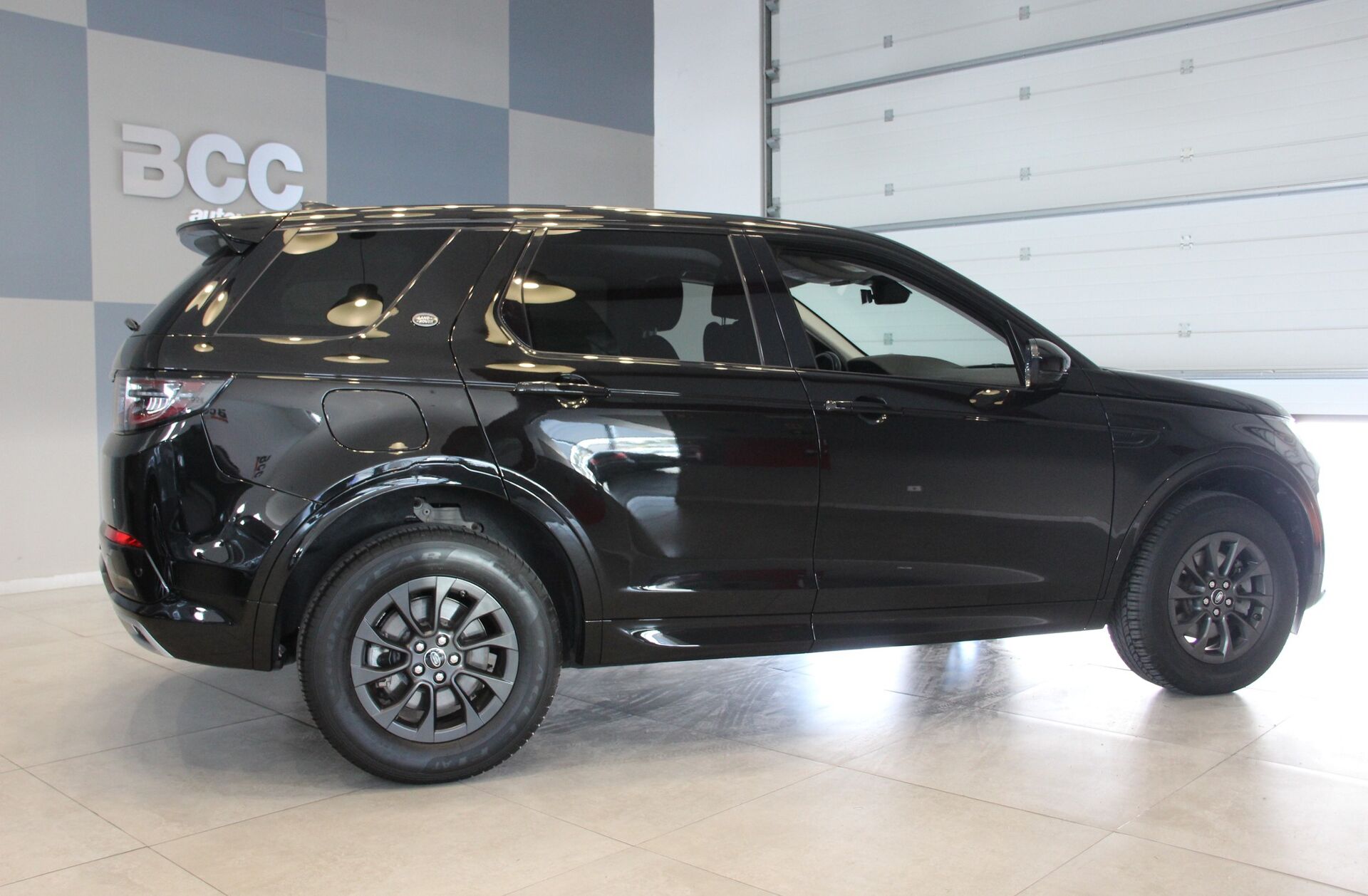LAND ROVER Discovery S.2.0 eD4 R-Dynamic 7L