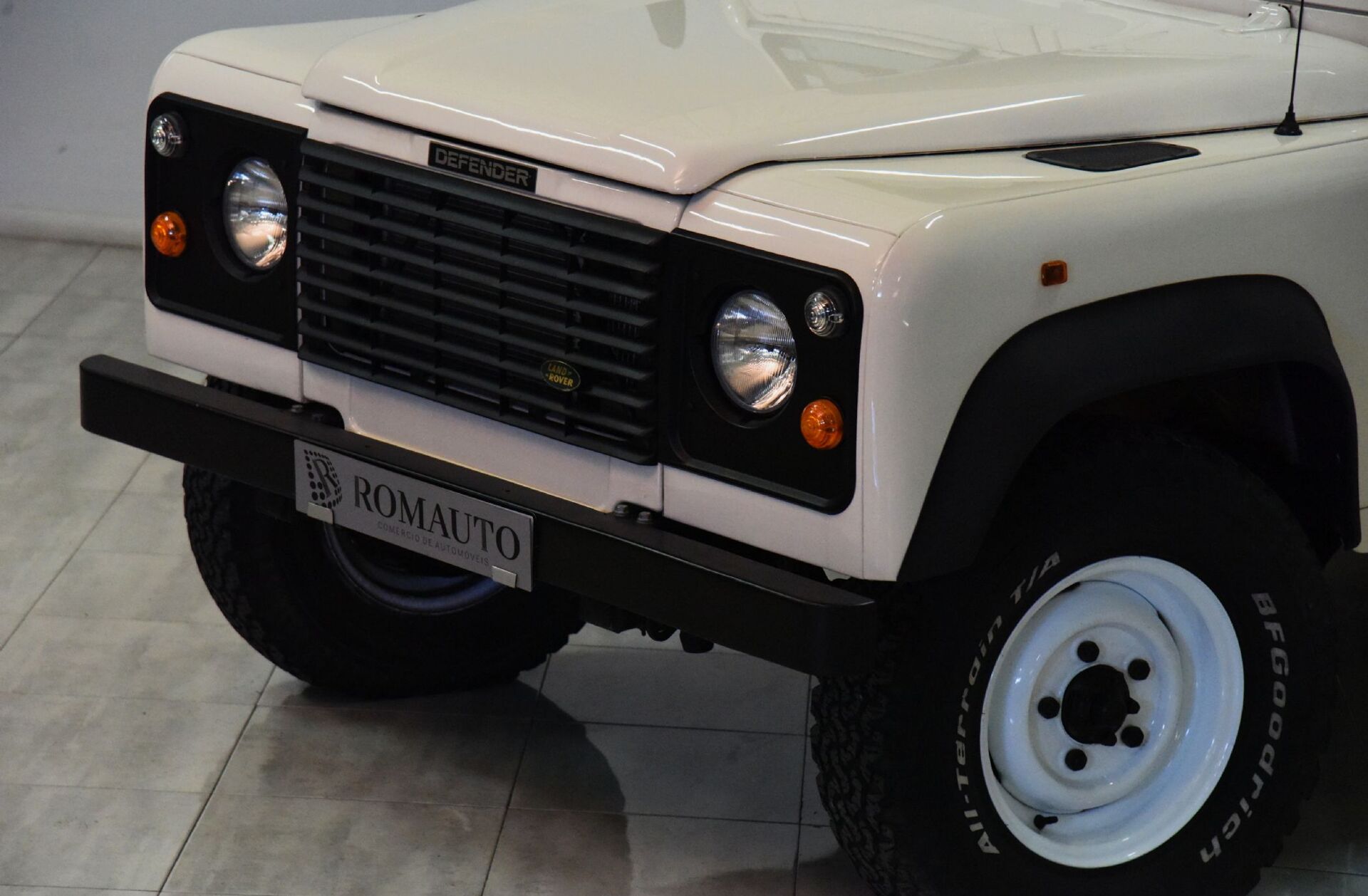 LAND ROVER Defender 110 2.5 TDi