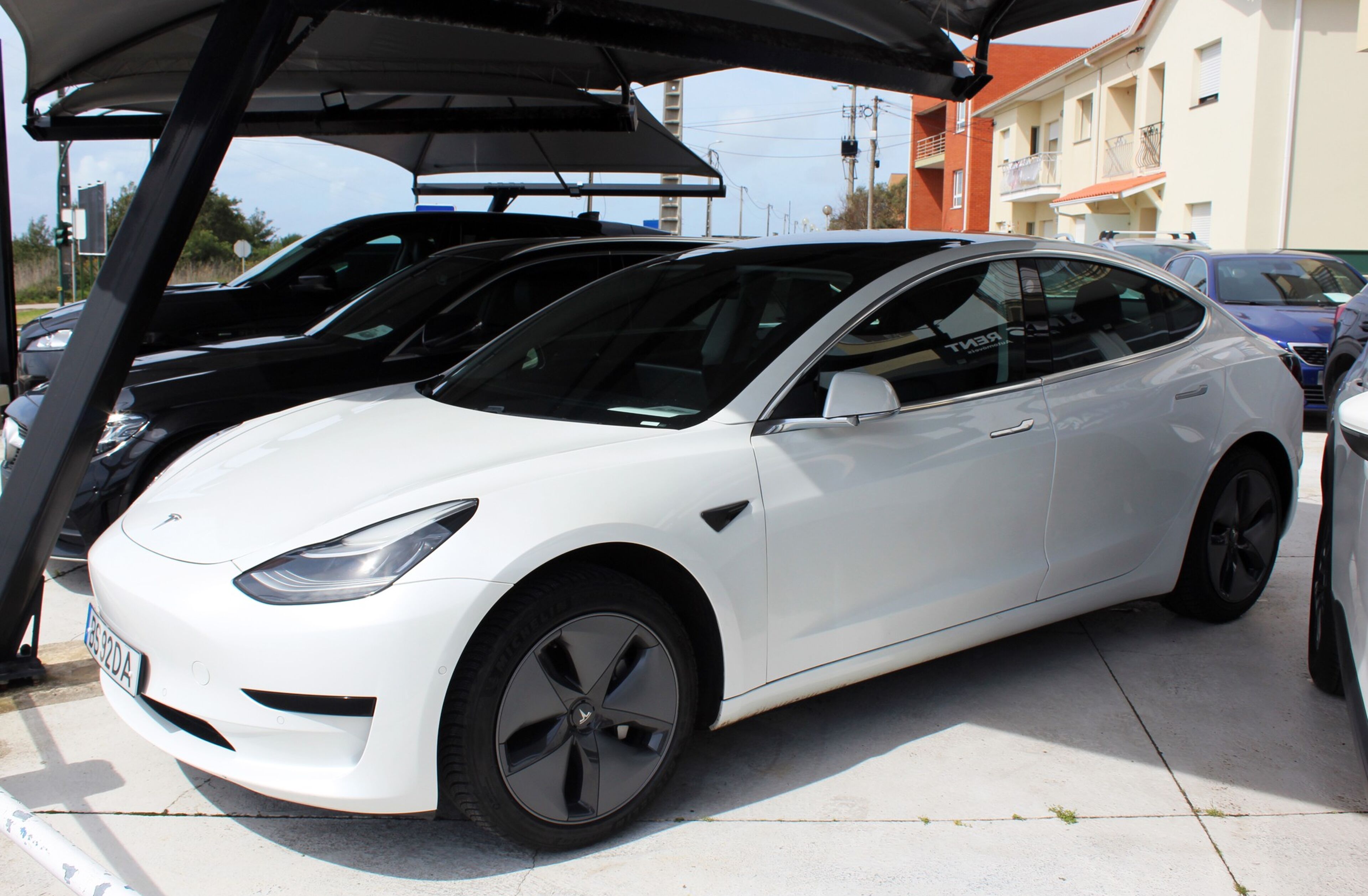 TESLA Model 3 Standard RWD Plus