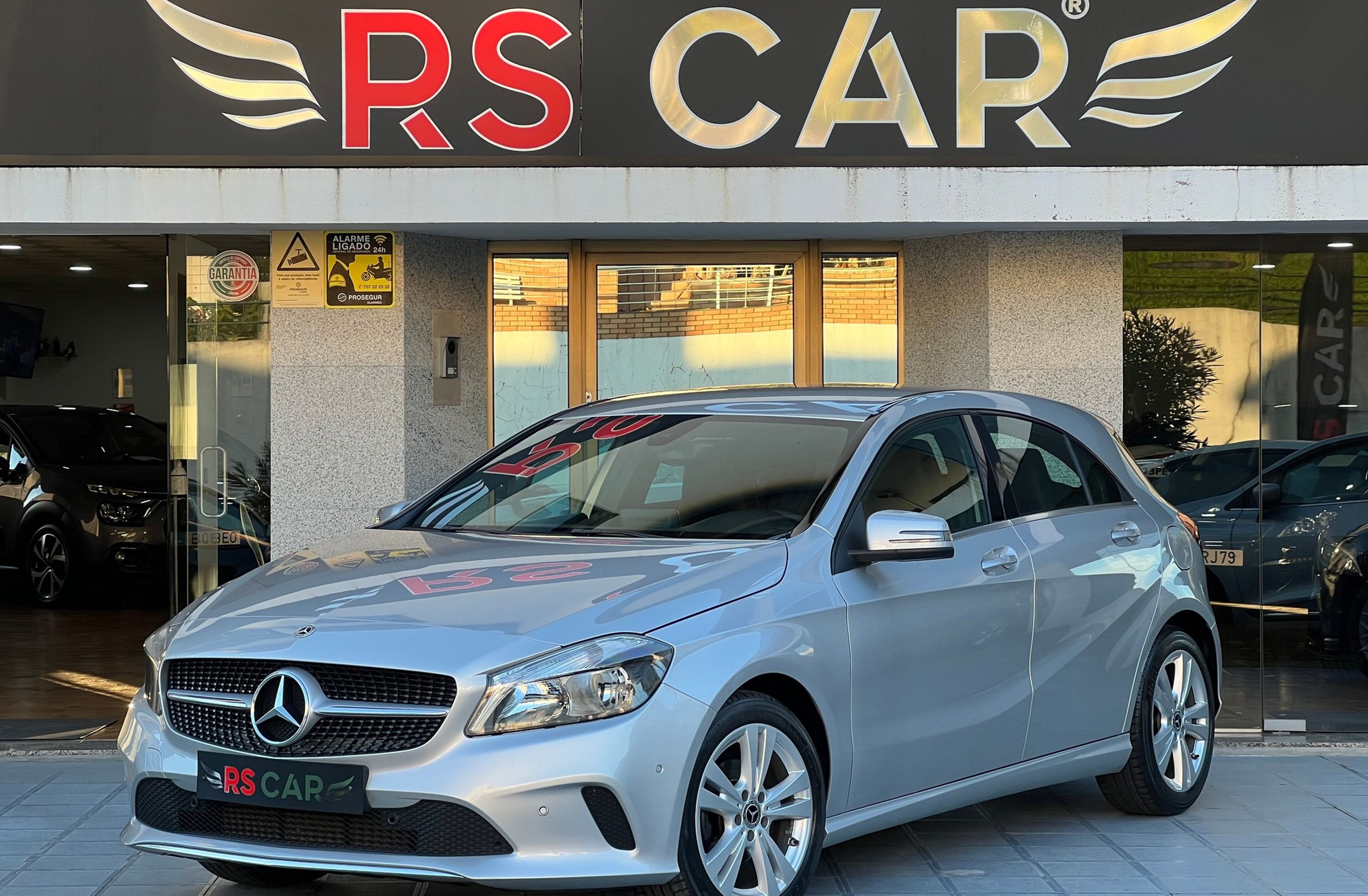 MERCEDES Classe A A 180 d Urban