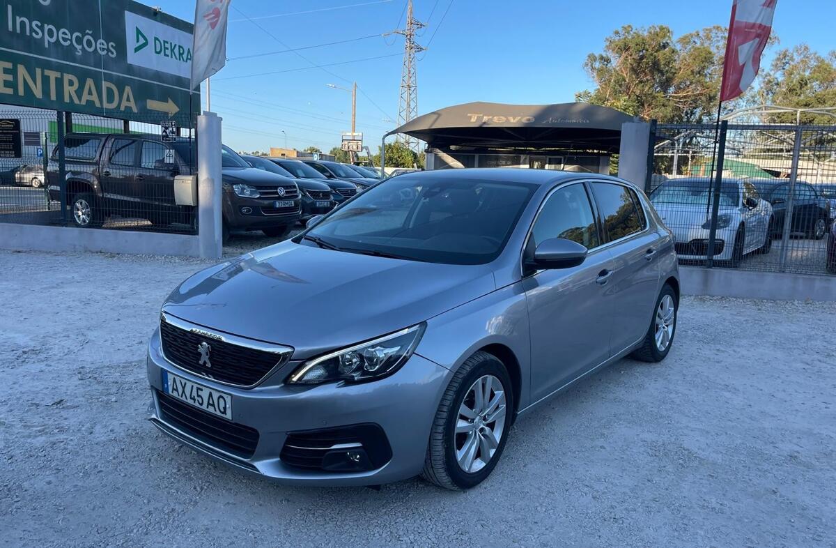 PEUGEOT 308 1.5 BlueHDi Allure Pack EAT8
