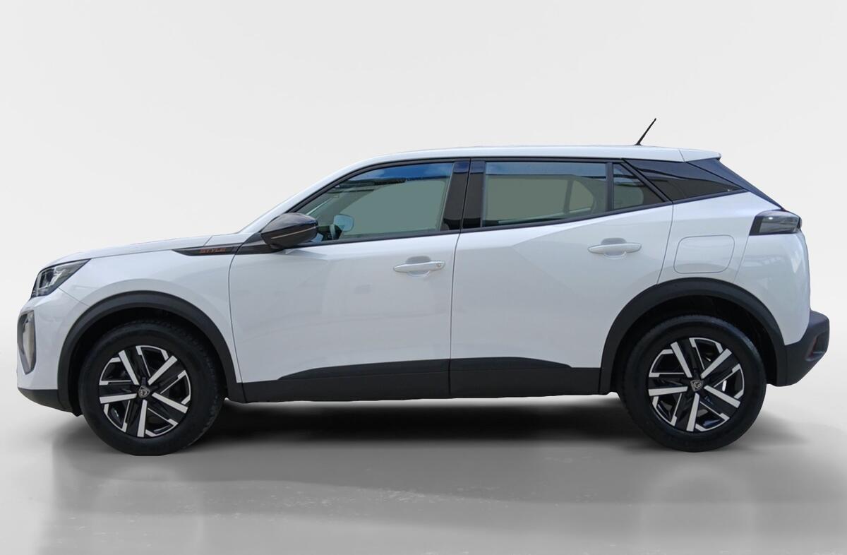 PEUGEOT 2008 1.2 PureTech Style