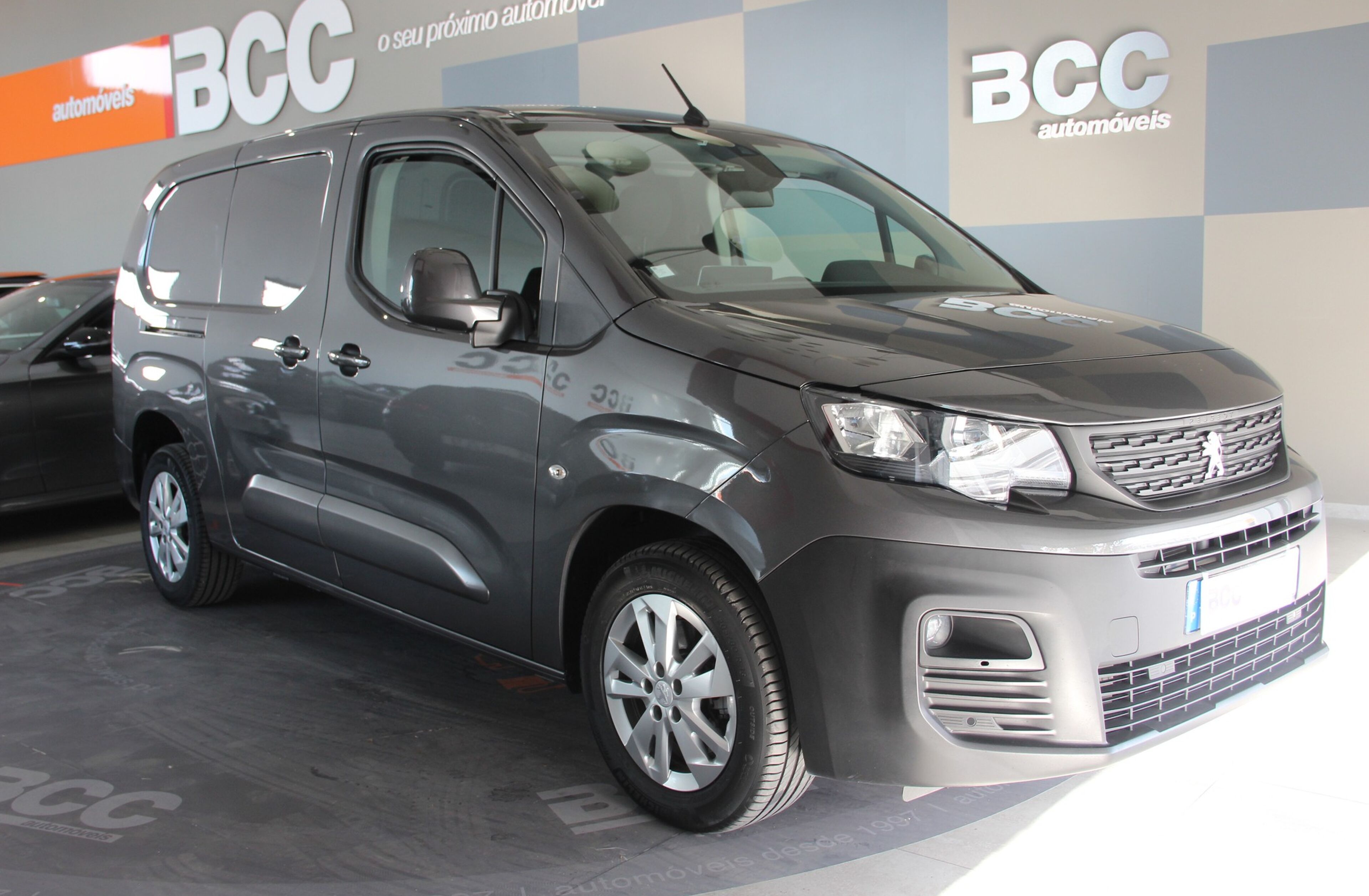 PEUGEOT Partner 1.5 BlueHDi Longa EAT8